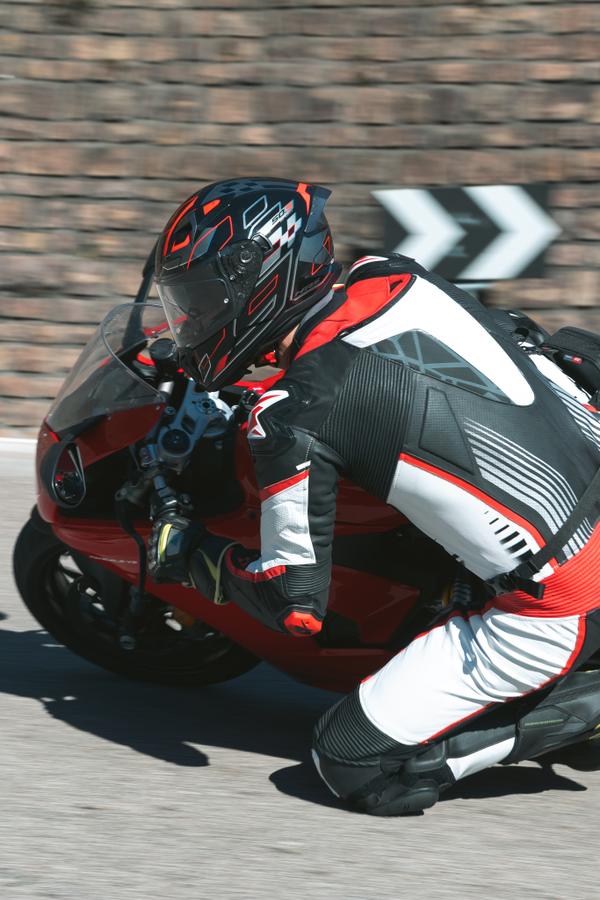 Ducati Panigale V2 955 (21) Sport Ducati 36 equipped with H509FSABR