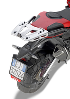 Attacco GIVI 1156FZ montata su Honda X-ADV 750 (17)