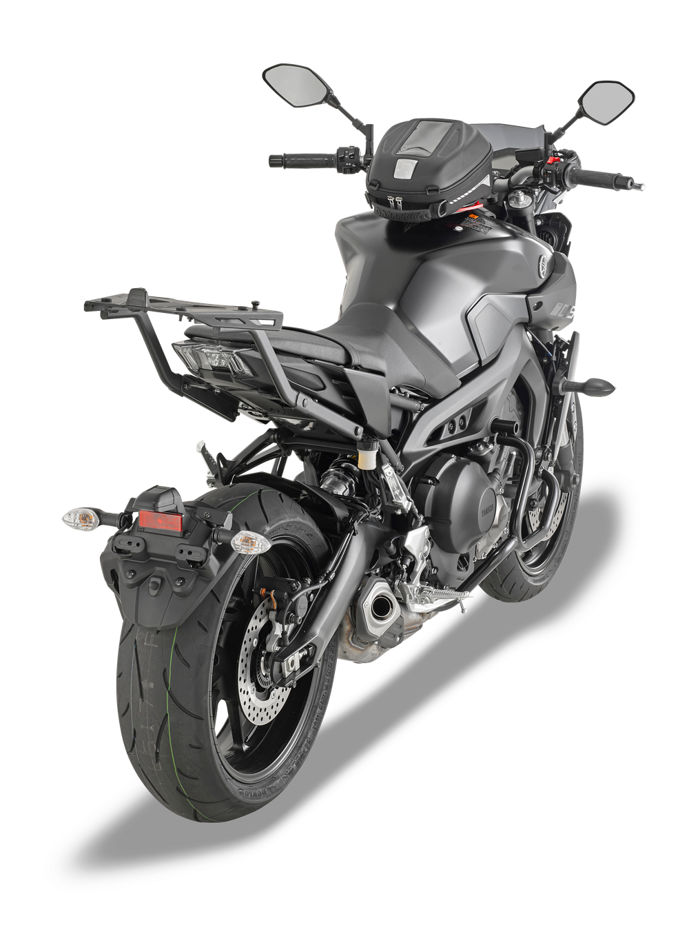 Attacco GIVI 2132FZ montata su Yamaha MT-09 (17)