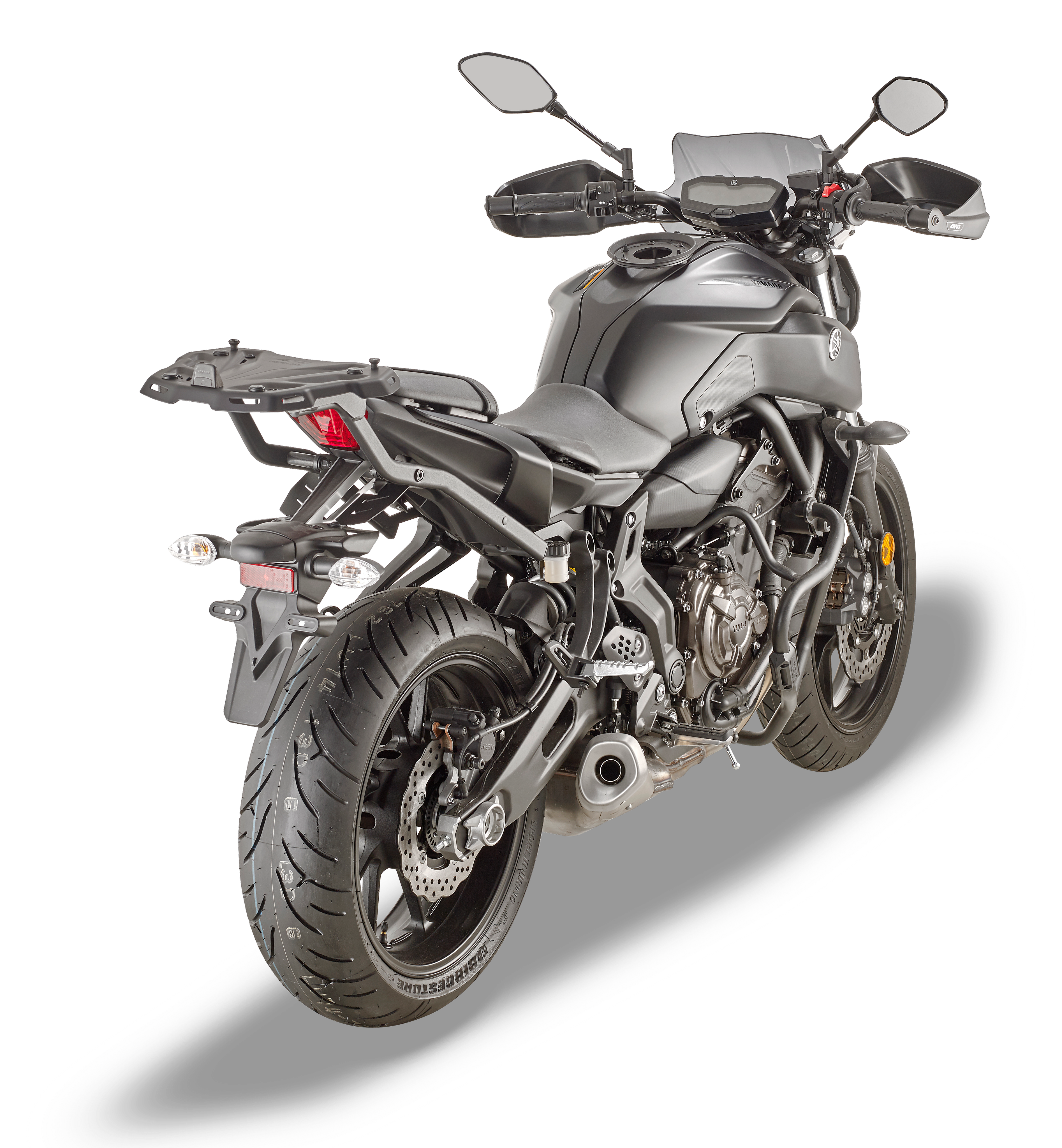 Attacco GIVI 2140FZ montata su Yamaha MT-07 (18)