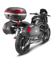 Attacco GIVI 449FZ montato con PLX449 su Kawasaki ER 6n 650 (09)