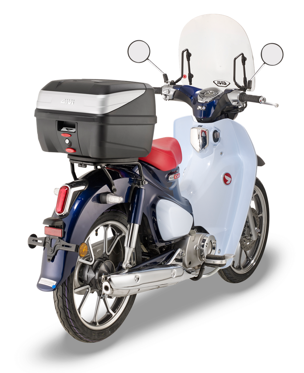 Bauletto GIVI B32N montato con SR1168 su Honda Super Cub C125 (18)