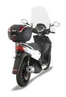 Bauletto GIVI B33 montato con SR6106 su Kymco Agility 50 R16+ (14)