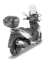 Bauletto GIVI B37NT montato con SR6114 su Kymco Agility 300 R16 (19)