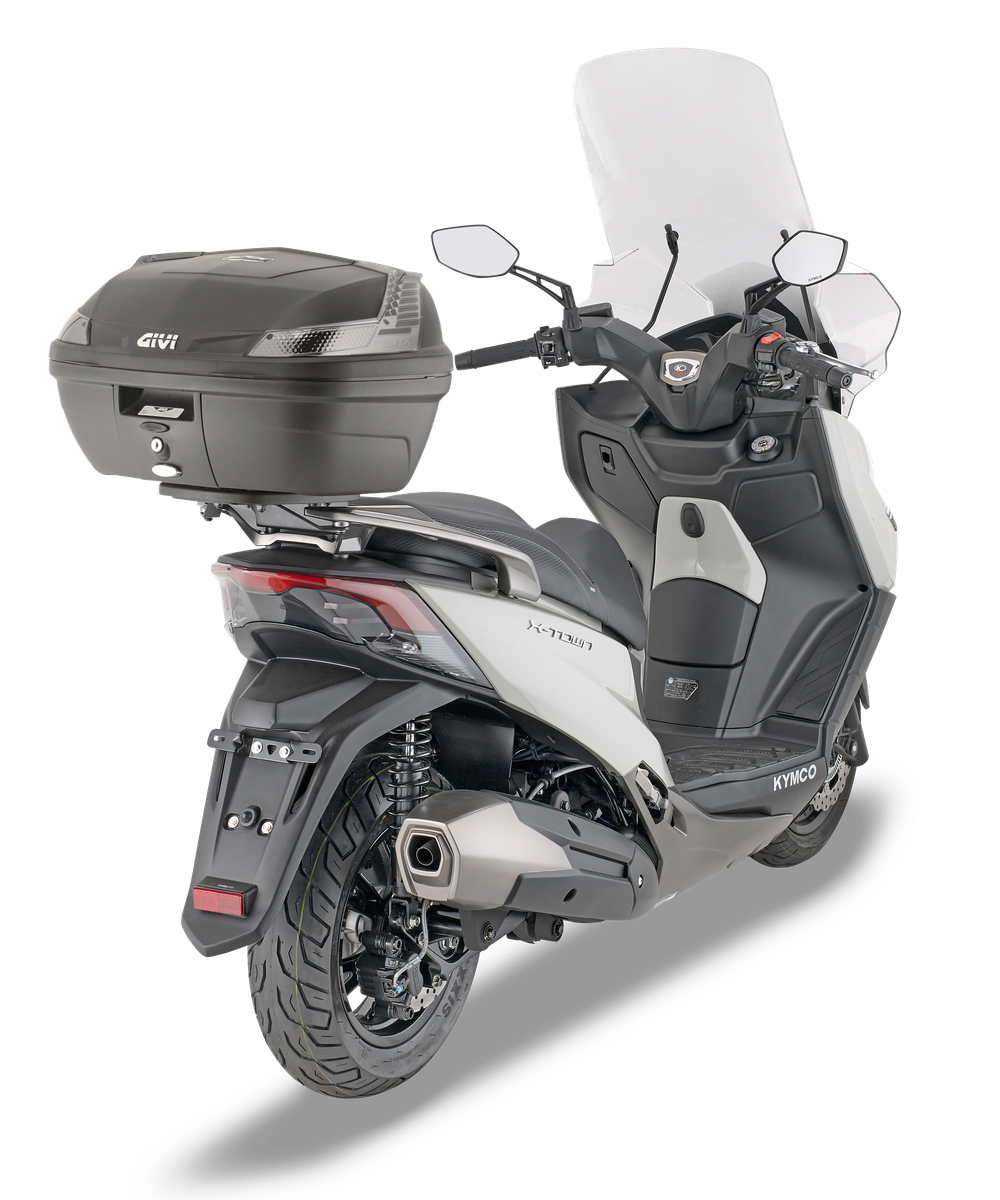 Bauletto GIVI B47NML montato con SR6115 su Kymco X-Town 125 City (20)
