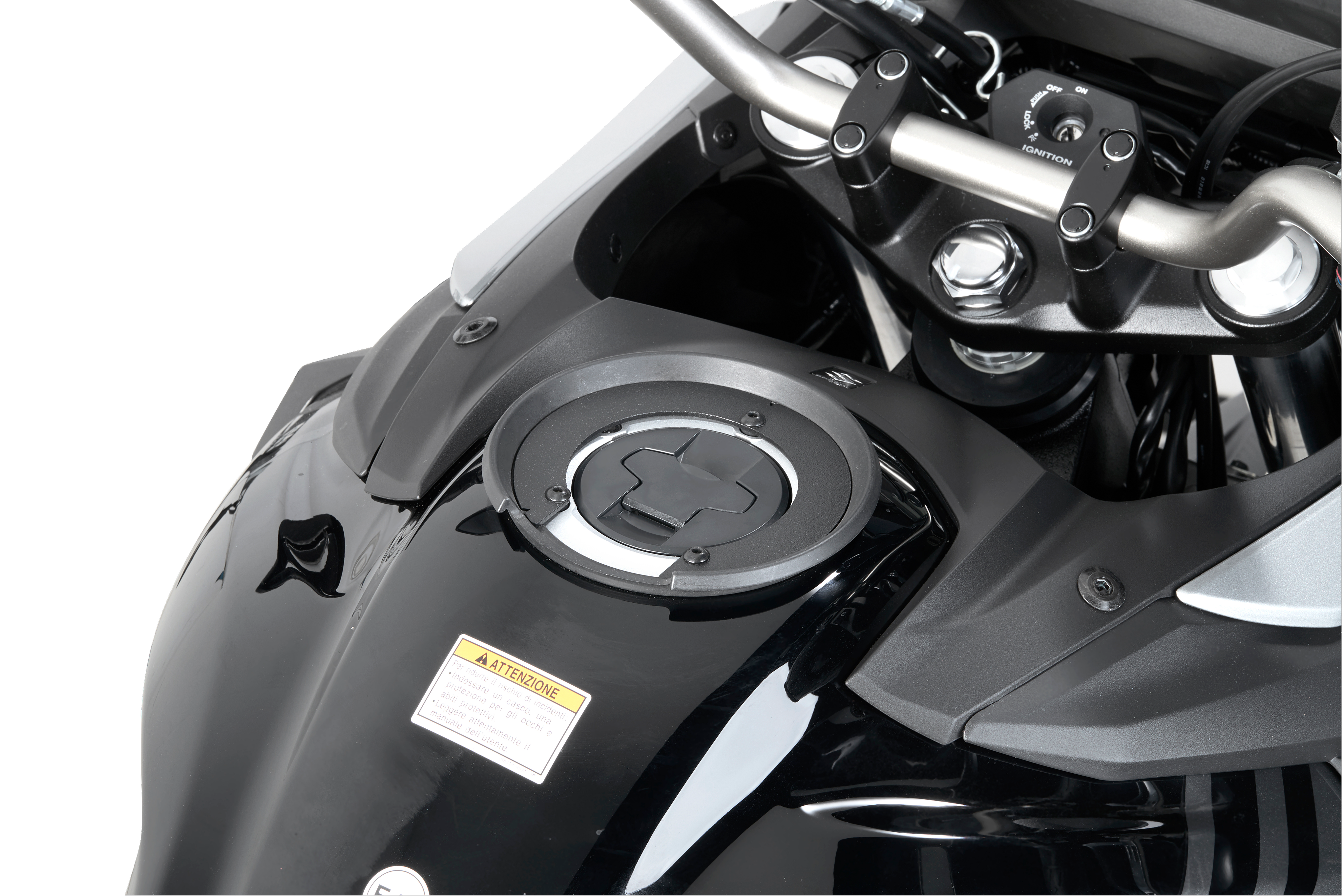 Flangia GIVI BF01 montata su Suzuki DL 650 V-Strom (17)