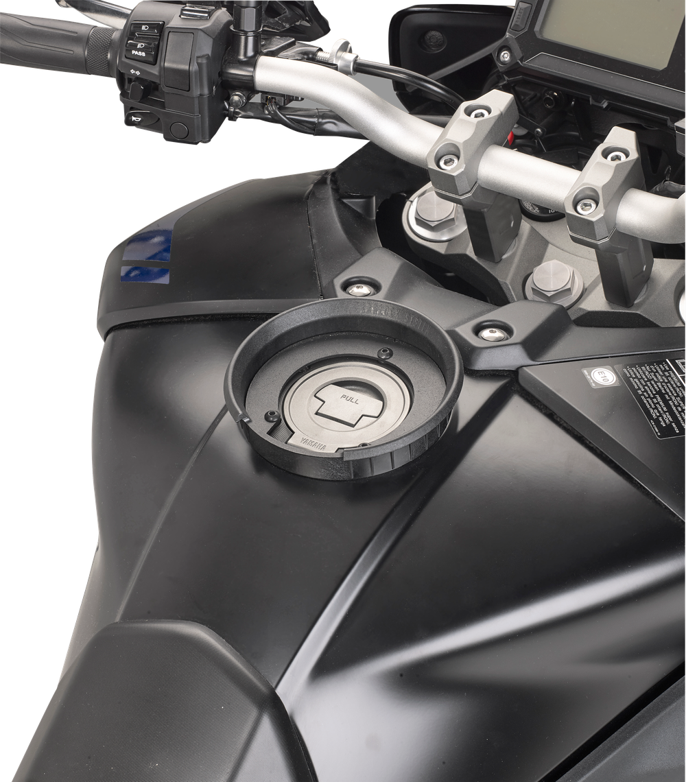 Flangia GIVI BF23 montata su Yamaha Tracer 900 GT (18)