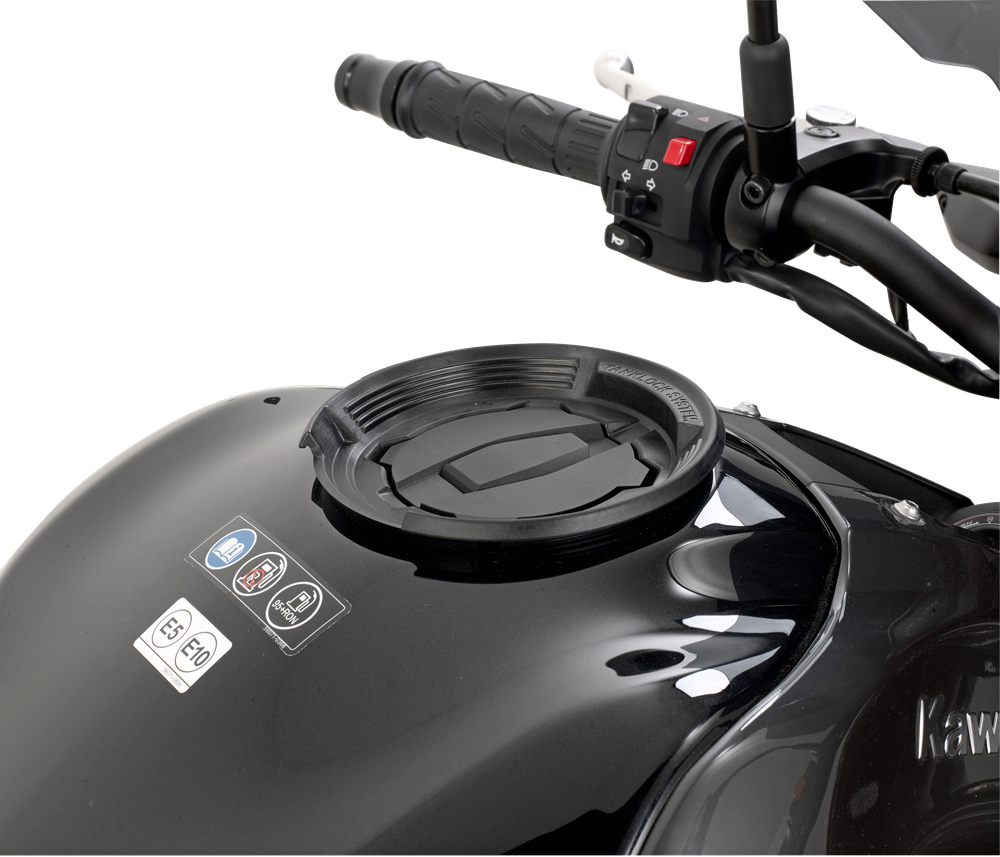 Flangia GIVI BF29 montata su Kawasaki Z 900 (17)