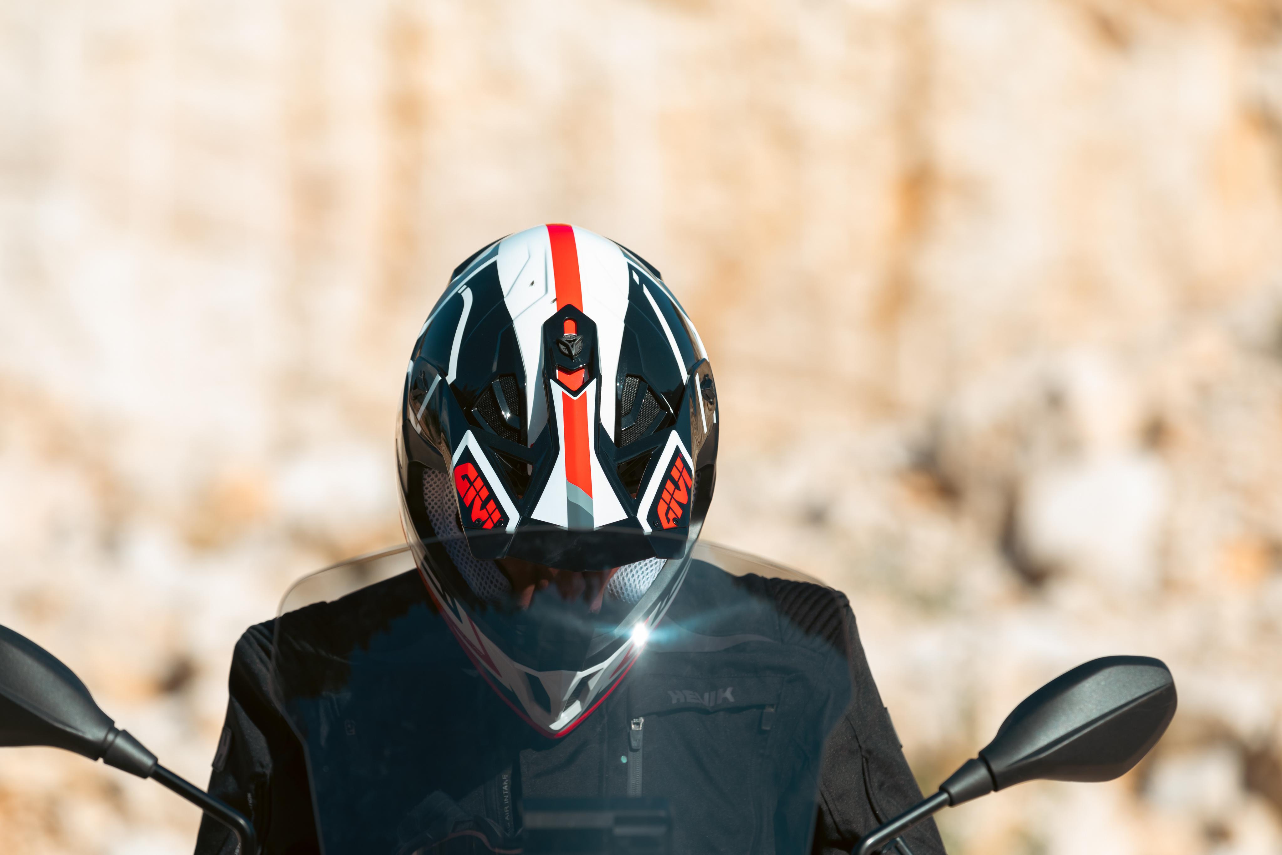 BMW F 900 GS (24) Canyon 067 equipped with H701FLGWB