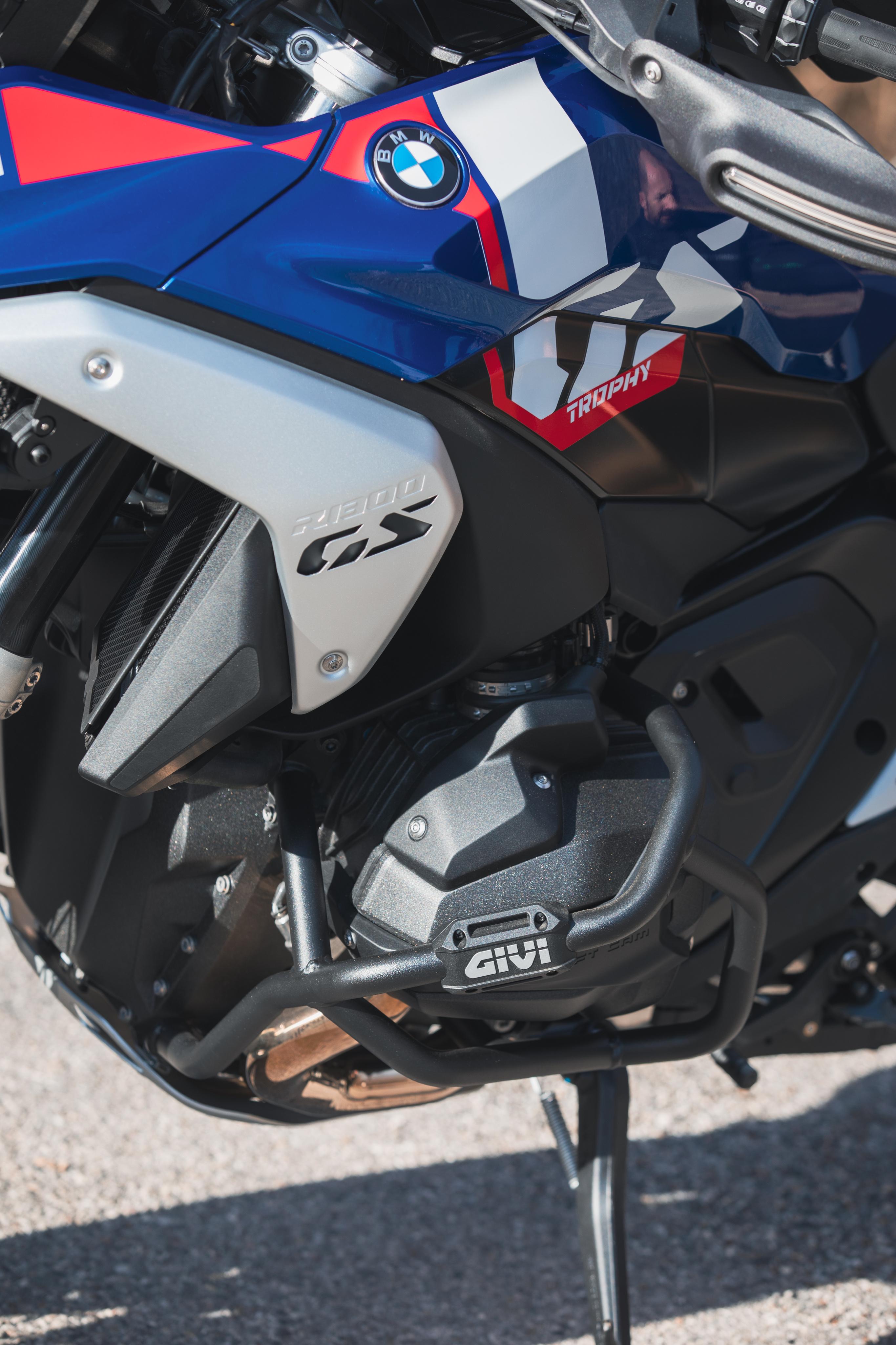 BMW R 1300 GS (24) allestita con Trekker Outback EVO 0021 paramotore TN5143