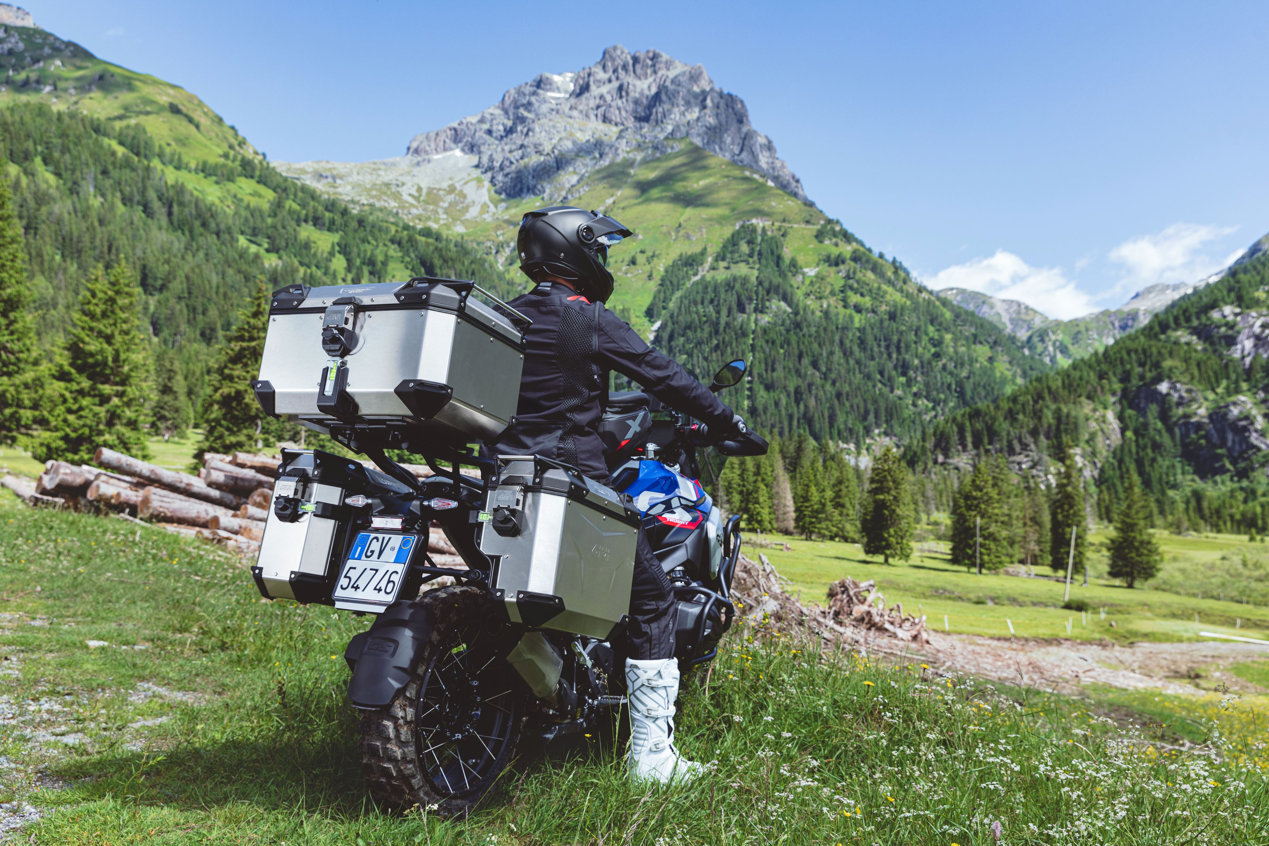 BMW R 1300 GS (24) Trekker Outback EVO 02 005 allestita con OBKEV58A