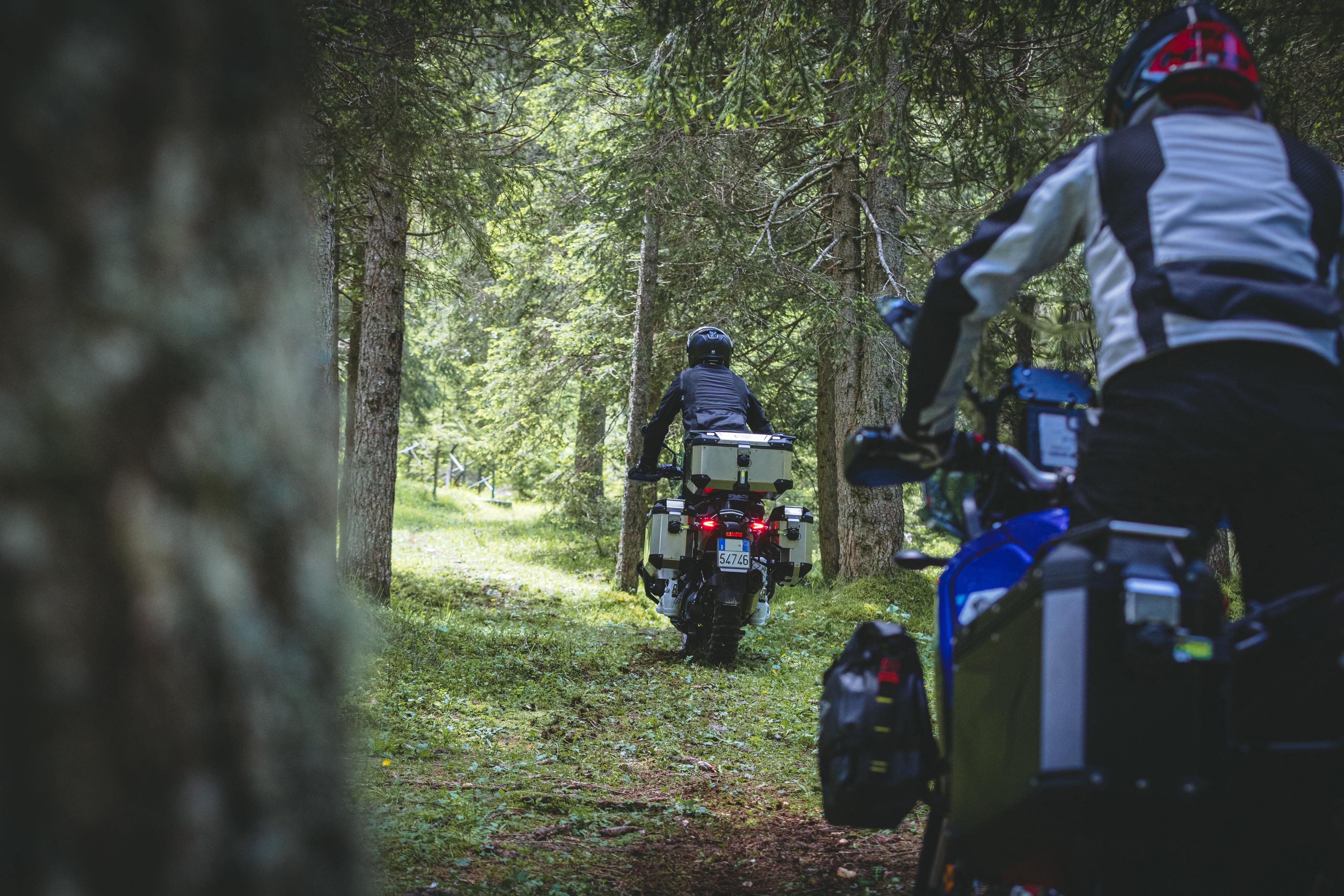 BMW R 1300 GS (24) Trekker Outback EVO 02 033 allestita con HX27SN900