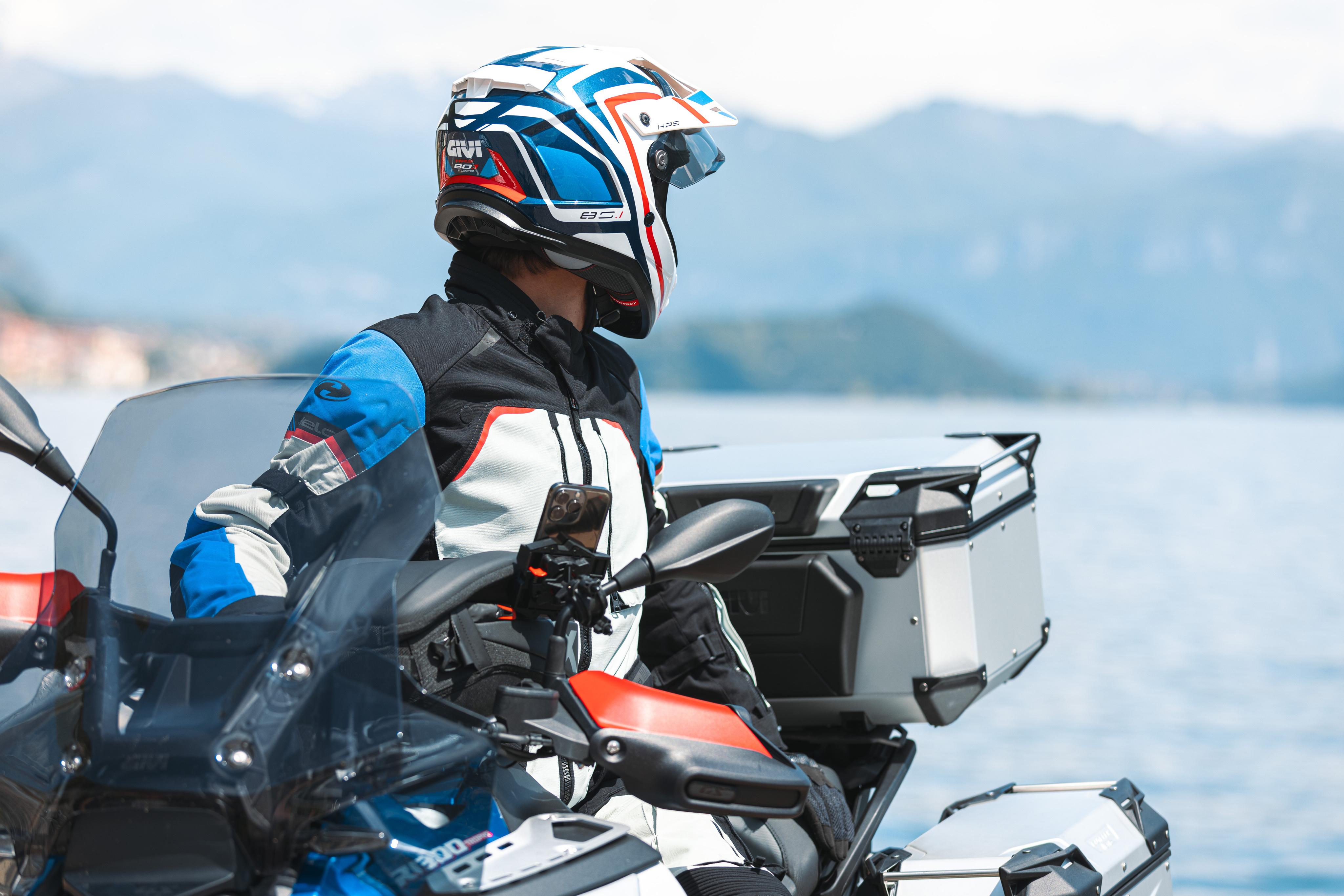 BMW R 1300 GS Adventure (25) Outback Anodised 14 allestita con H801FAXLR