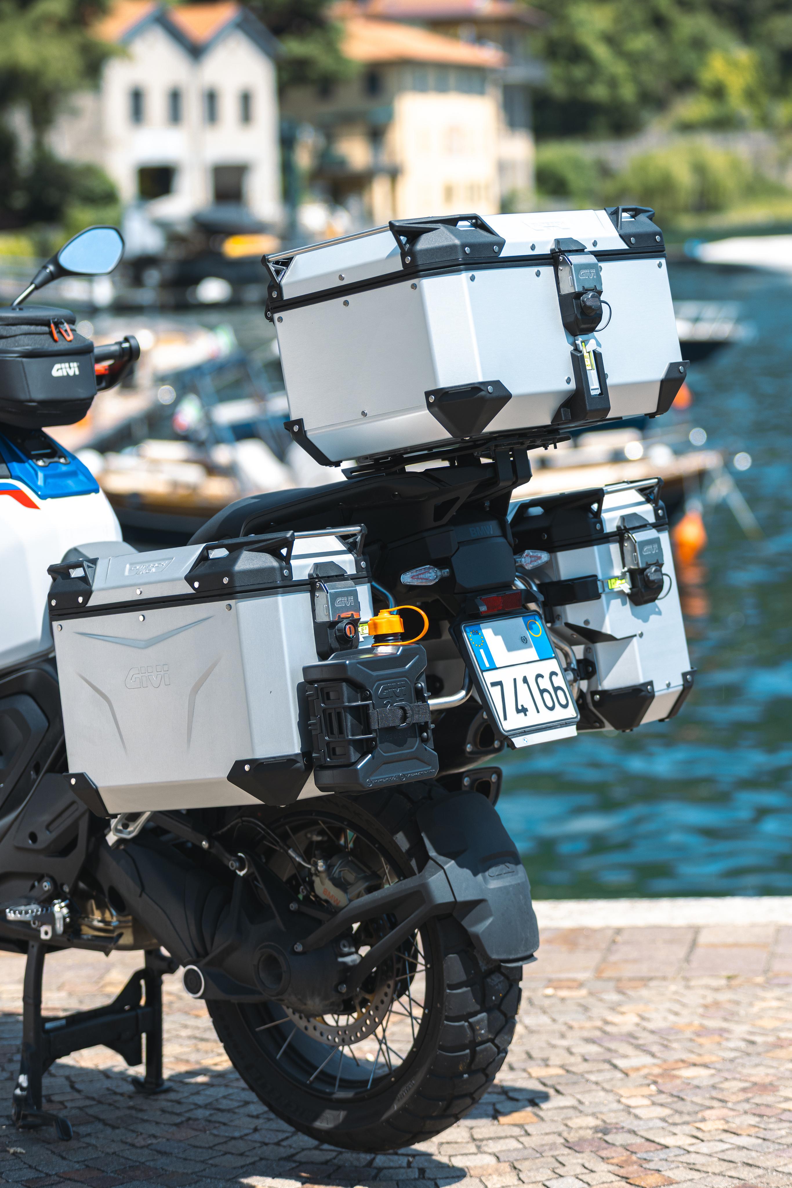 BMW R 1300 GS Adventure (25) Outback Anodised 23 allestita con OBKEV58AA