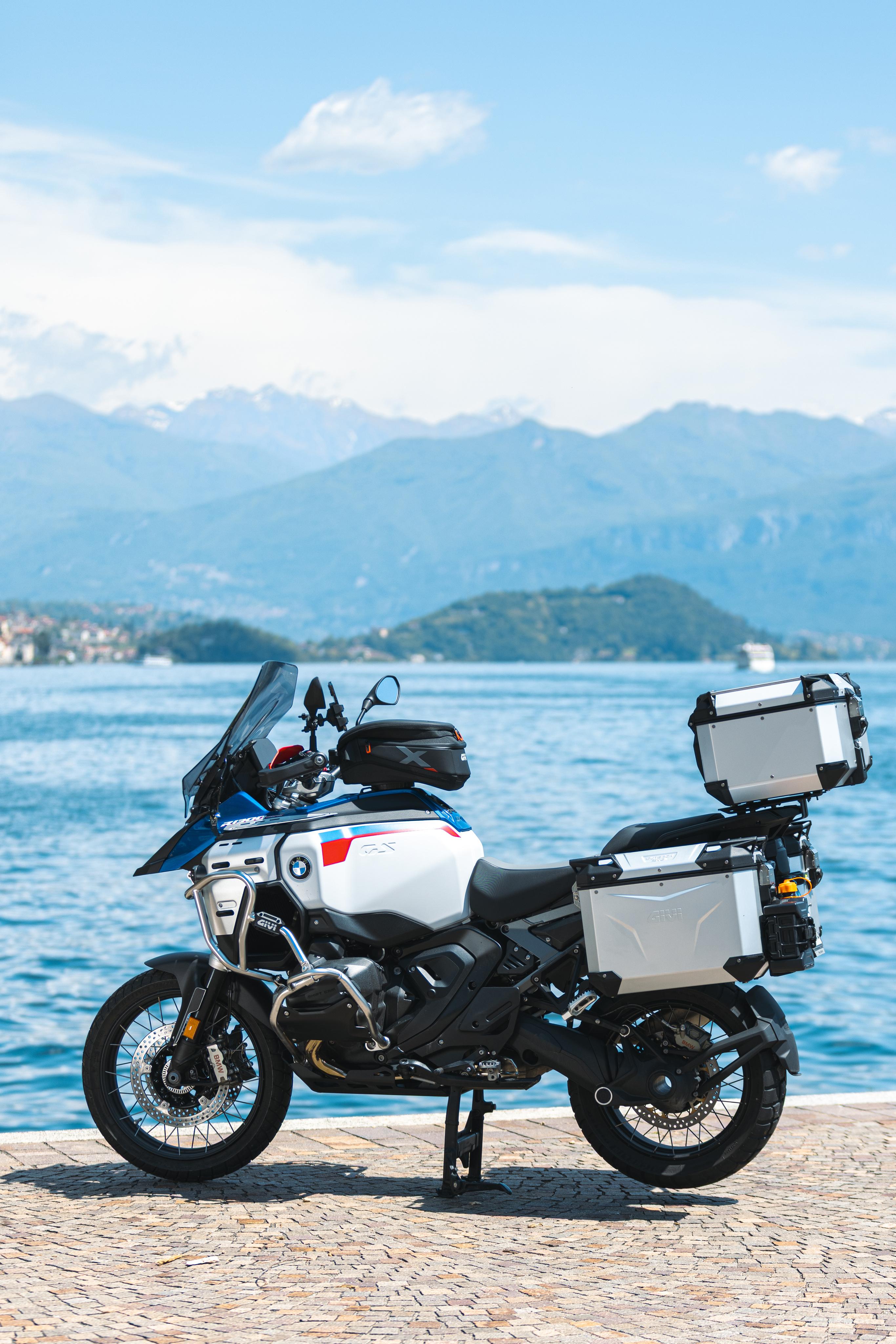 BMW R 1300 GS Adventure (25) Outback Anodised 24 allestita con XL05B