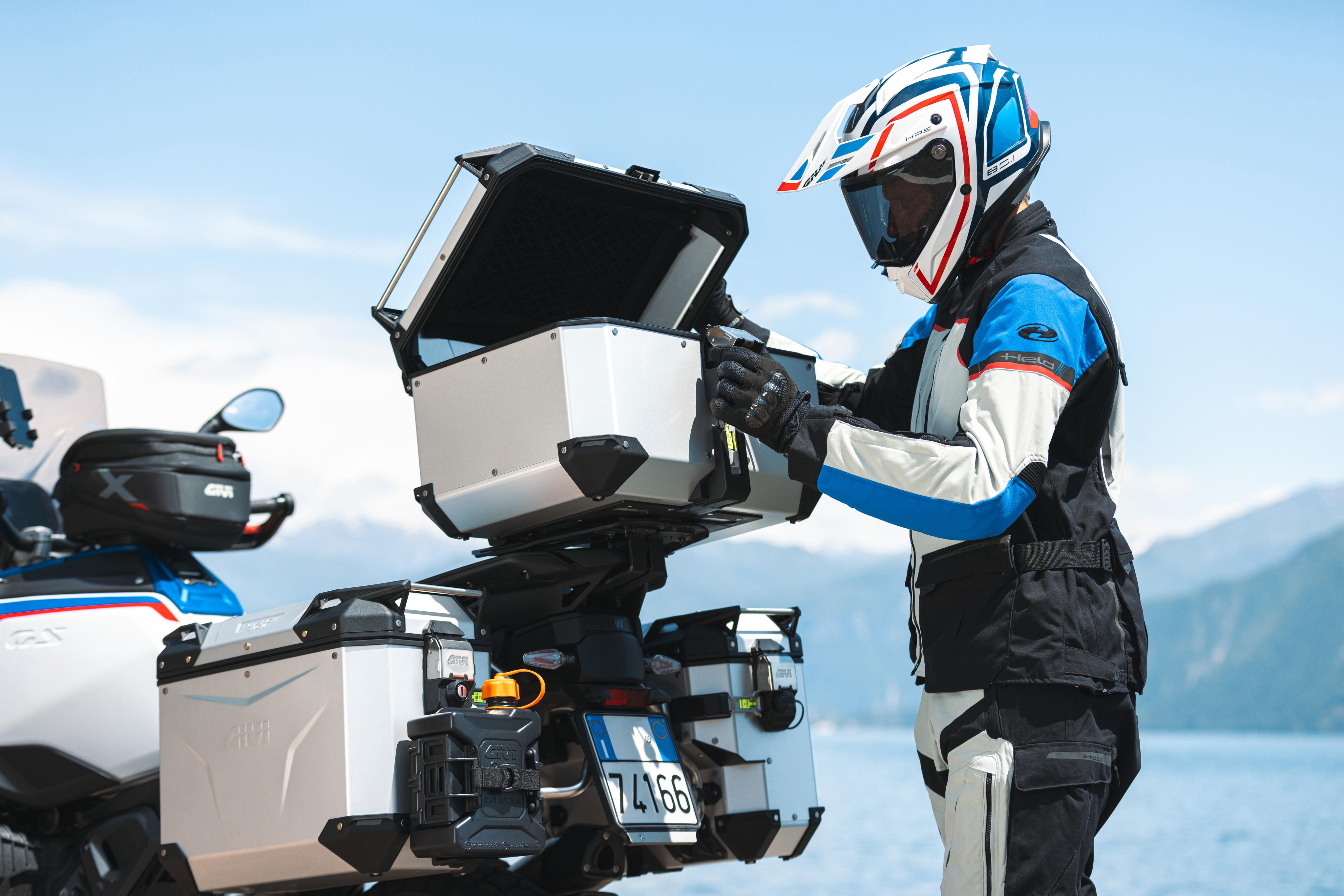 BMW R 1300 GS Adventure (25) Outback Anodised 31 allestita con OBKEV58AA