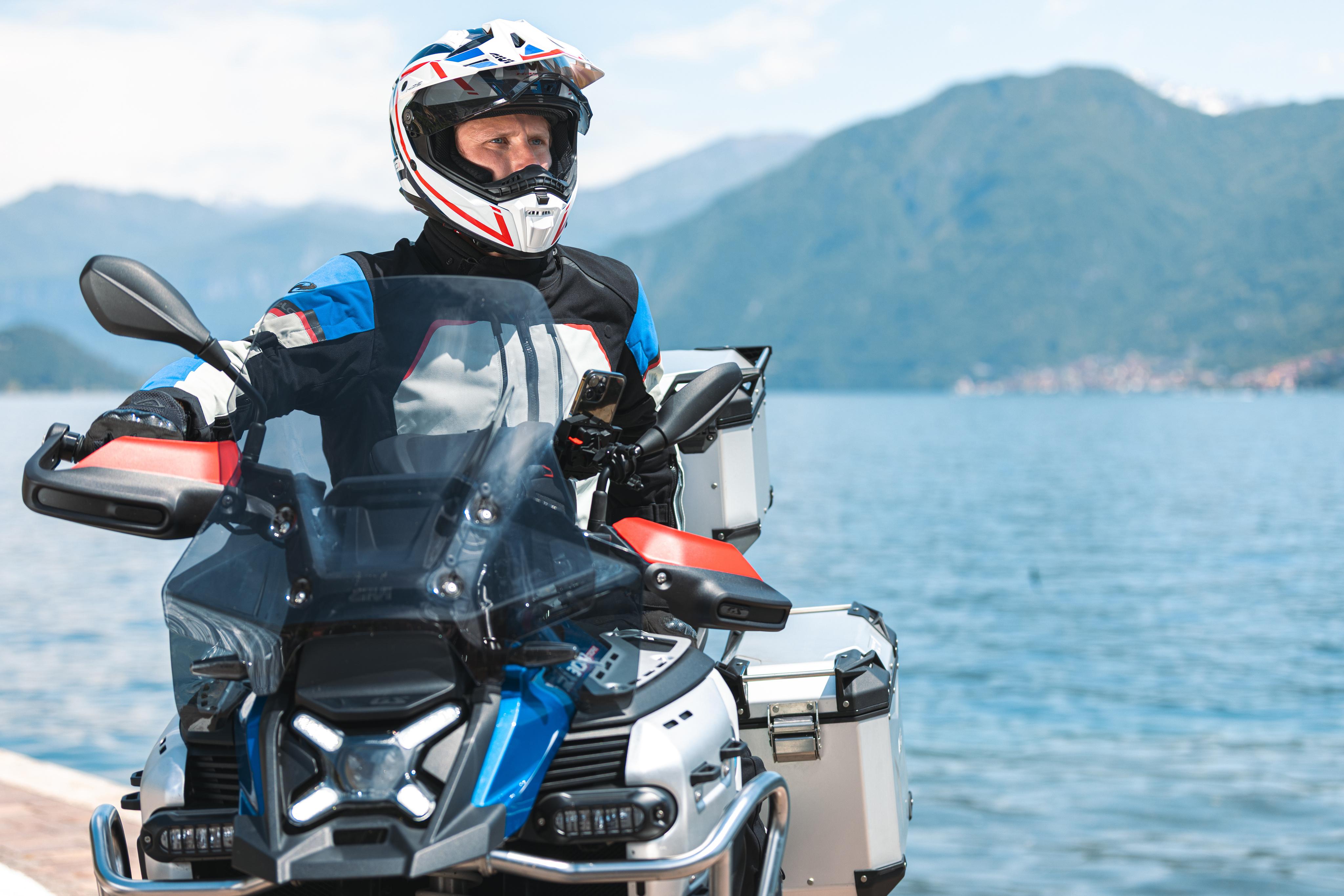 BMW R 1300 GS Adventure (25) Outback Anodised 35 allestita con D5146S