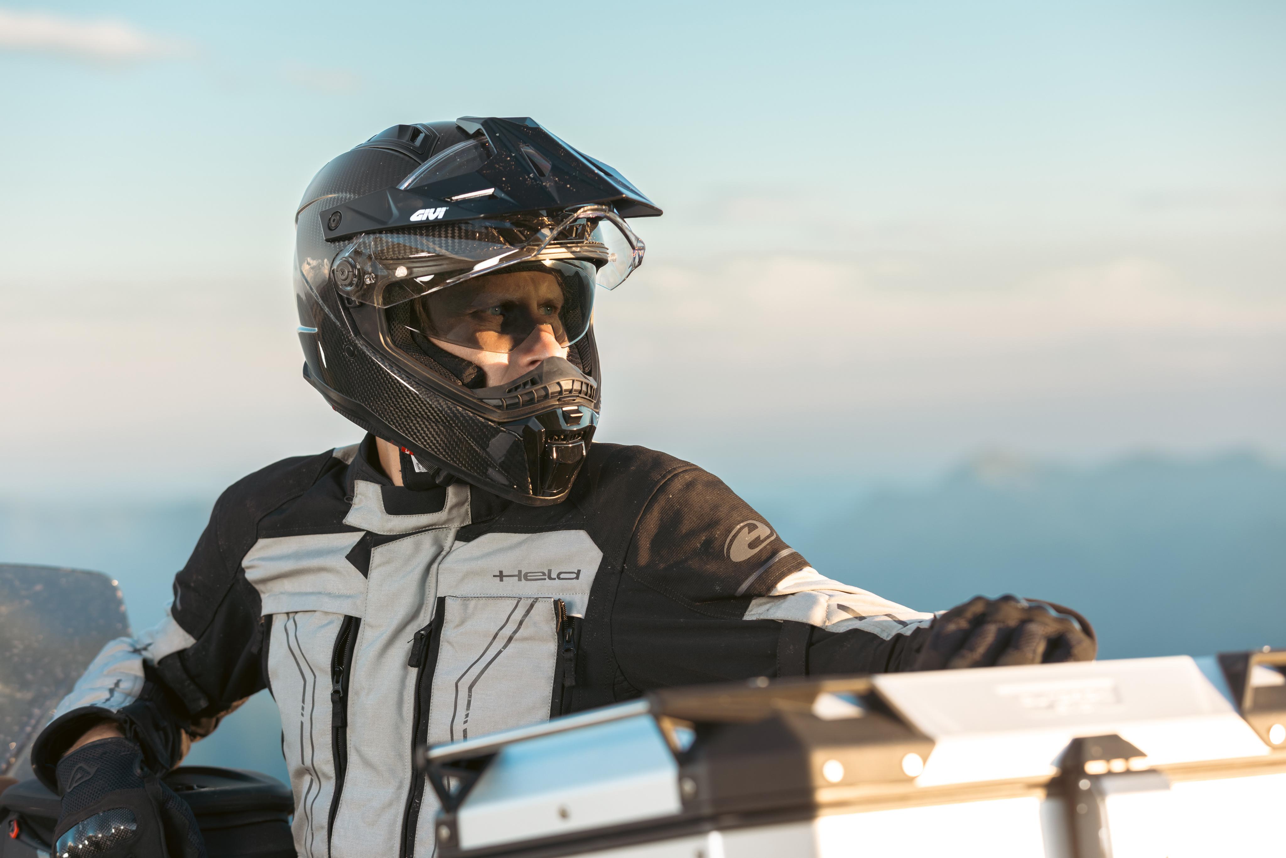 BMW R 1300 GS Adventure (25) Outback Anodised 86 allestita con H801CCRSD