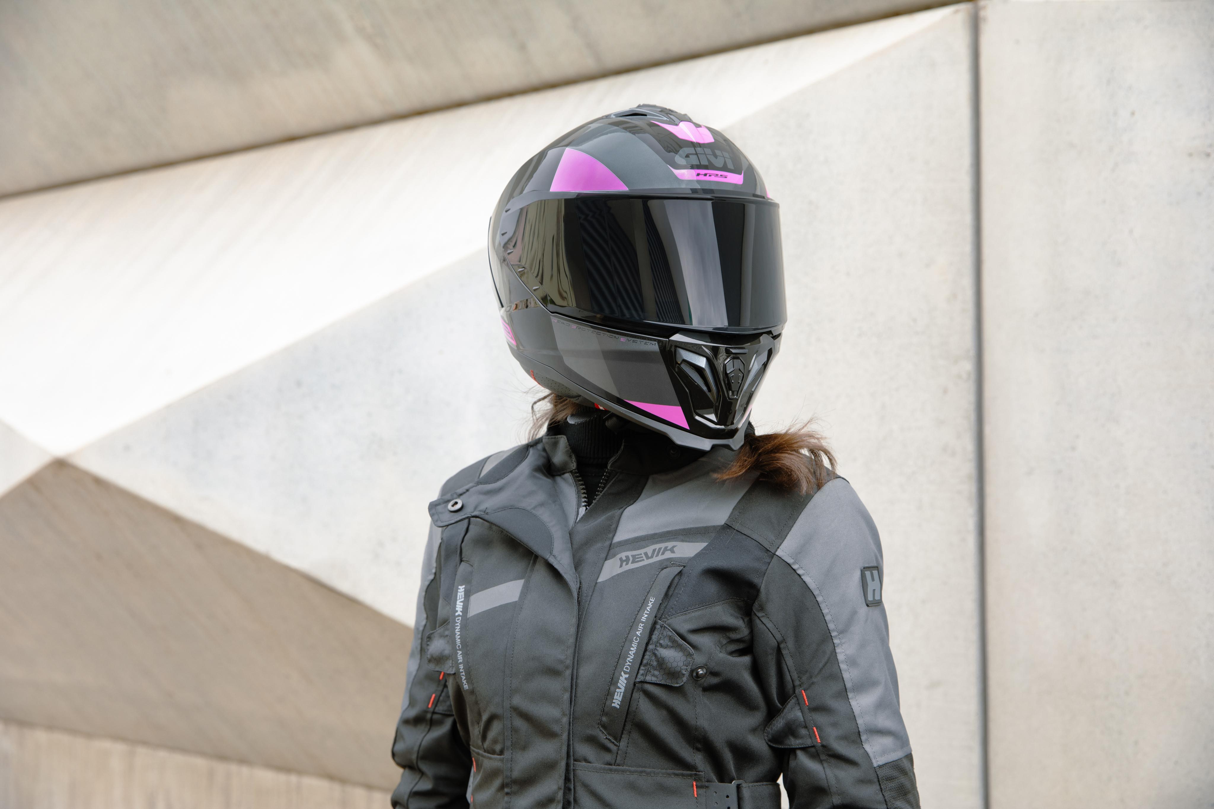 AMB 2025 19 helmets equipped with H503FVNBP