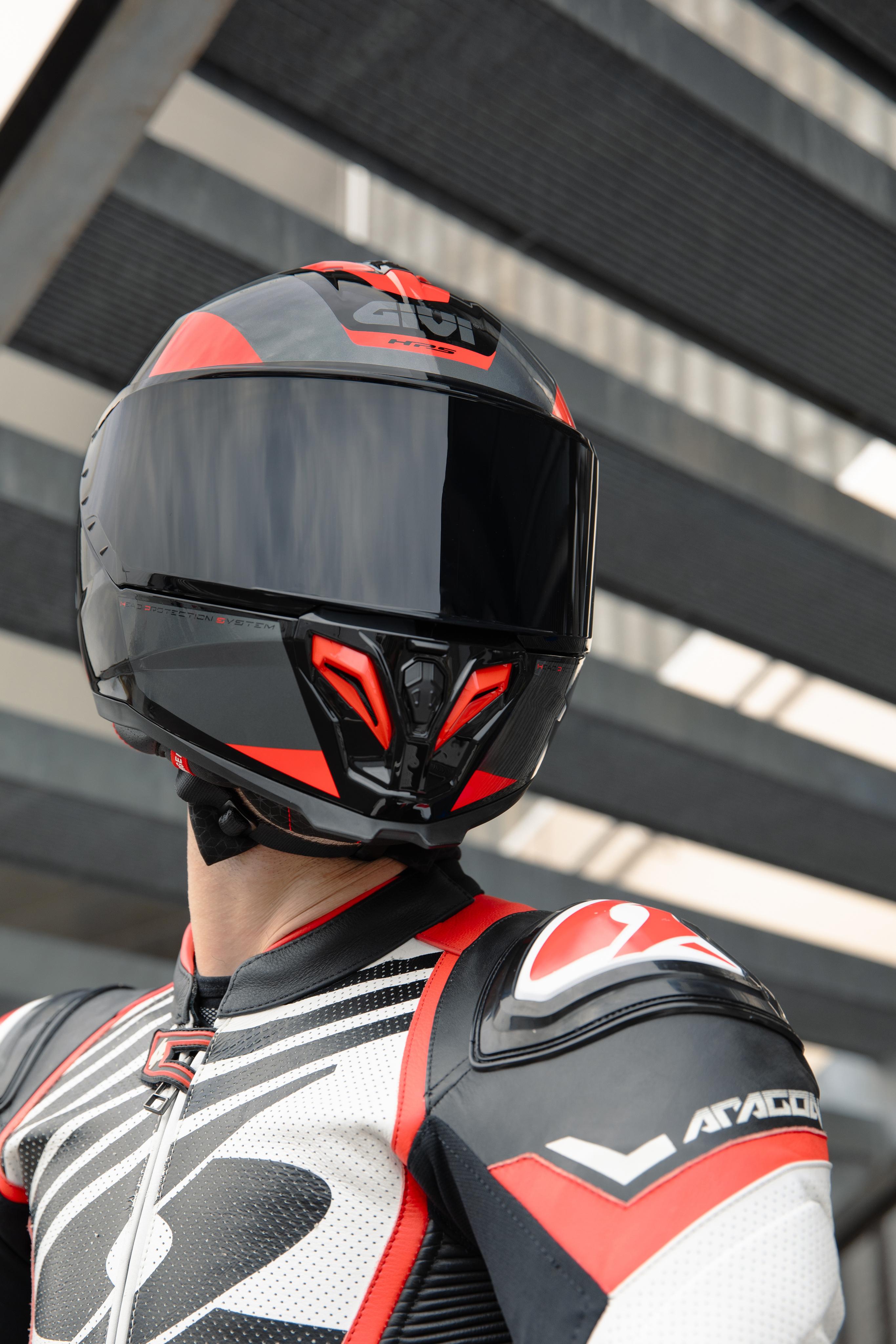 AMB 2025 31 helmets equipped with H503FVNGR