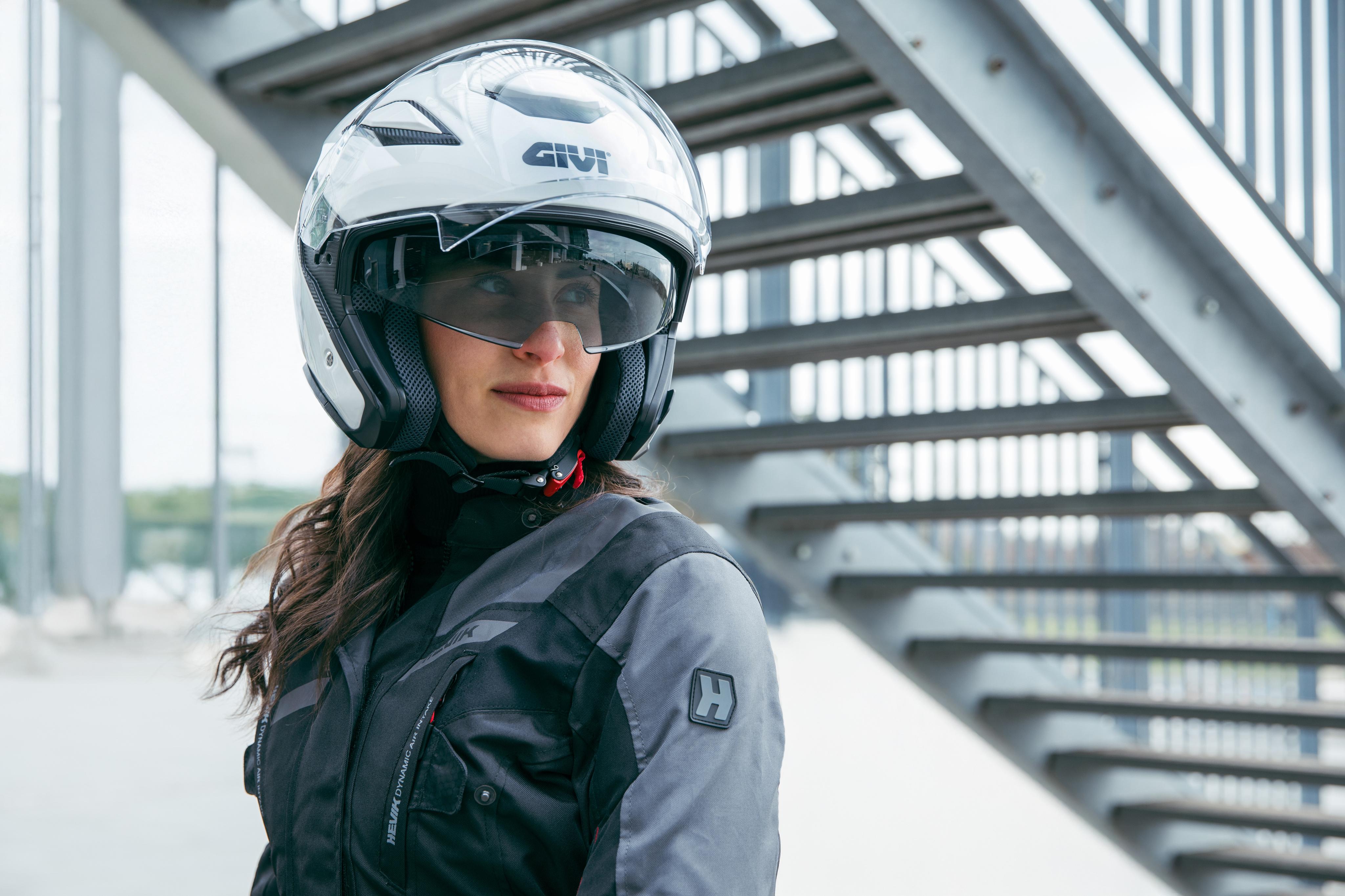 AMB 2025 47 helmets equipped with HX29BB910