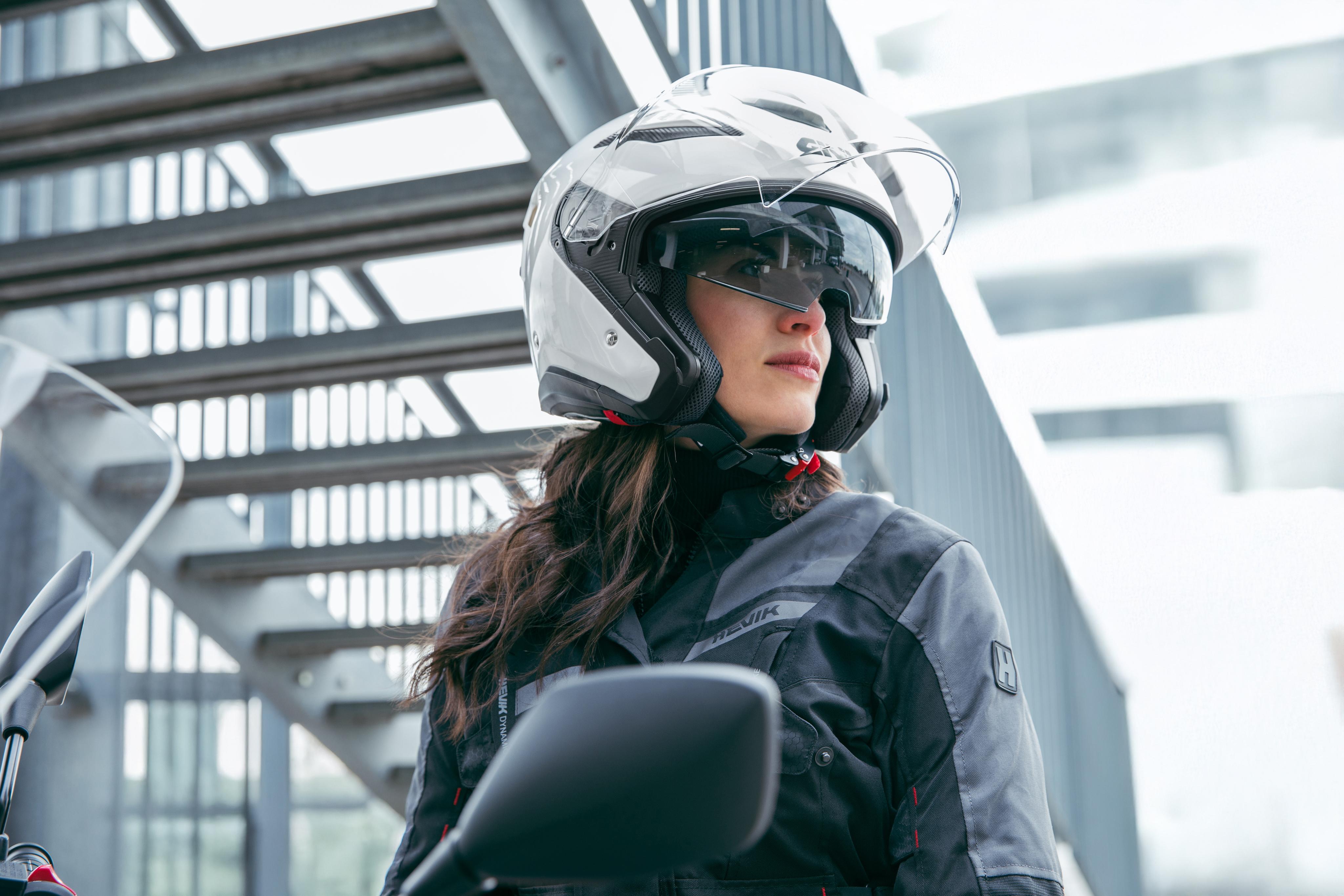 AMB 2025 48 helmets equipped with HX29BB910