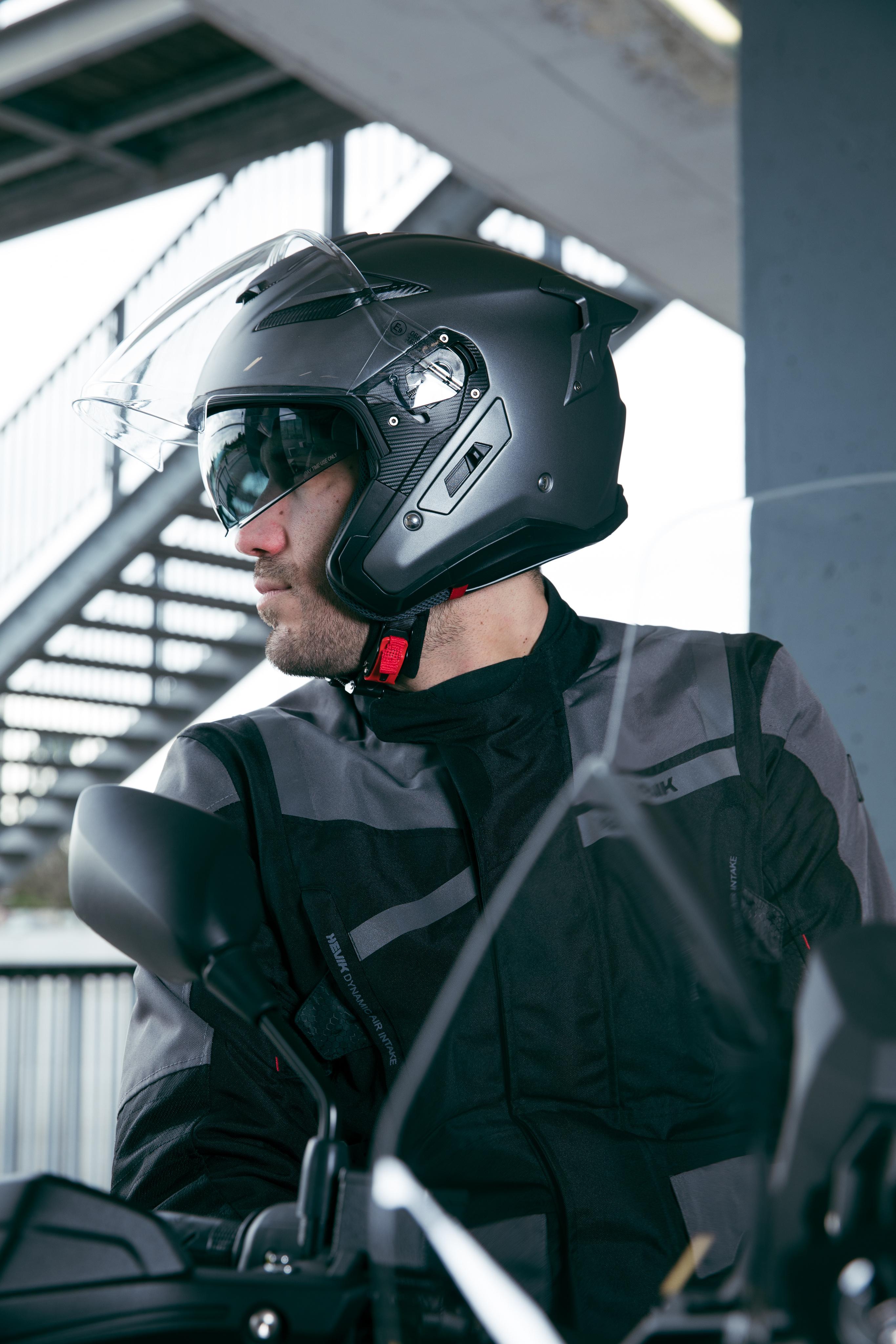 AMB 2025 52 helmets equipped with HX29BG768