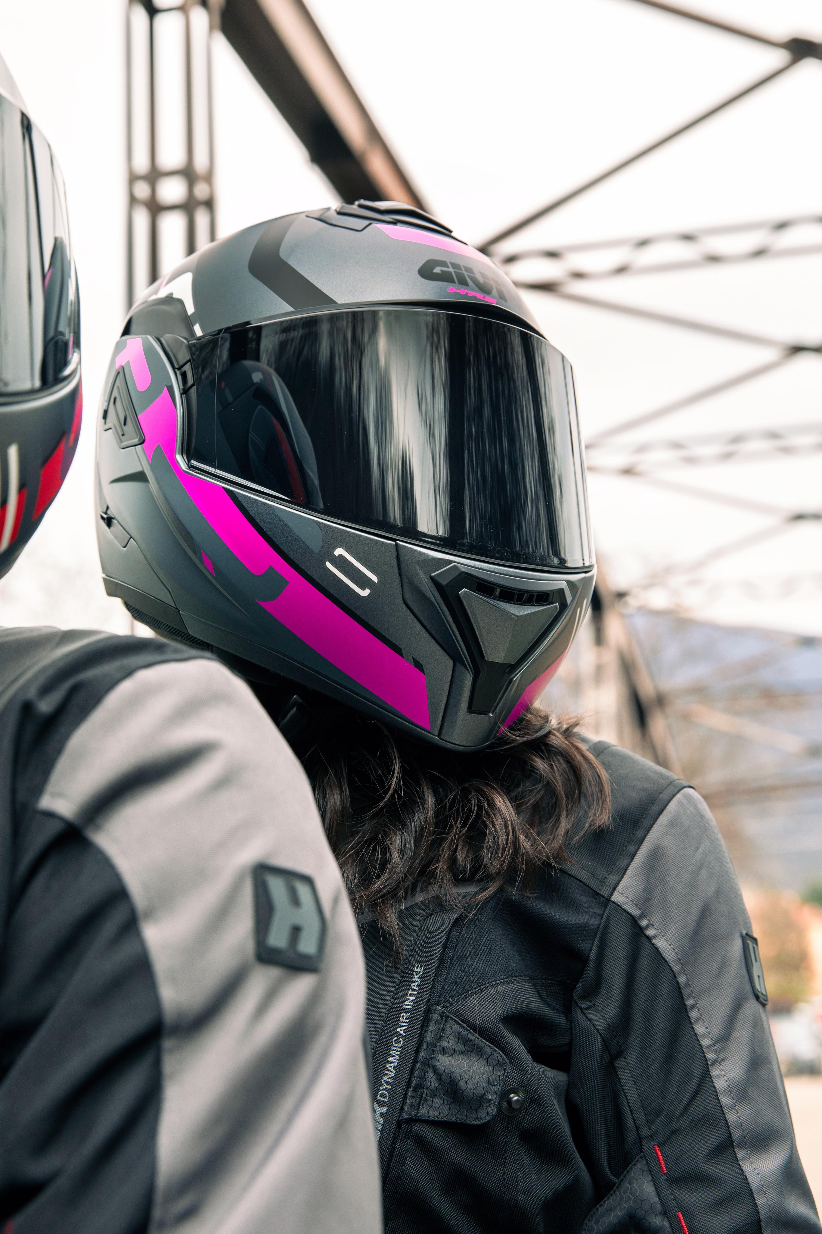 AMB 2025 70 helmets equipped with HX30FPUTP