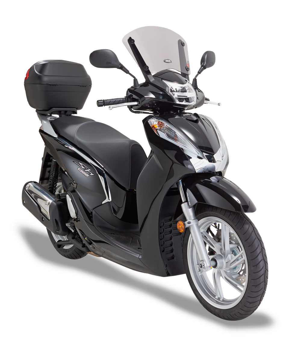 Vetro GIVI D1143S montata su Honda SH 300i (15)
