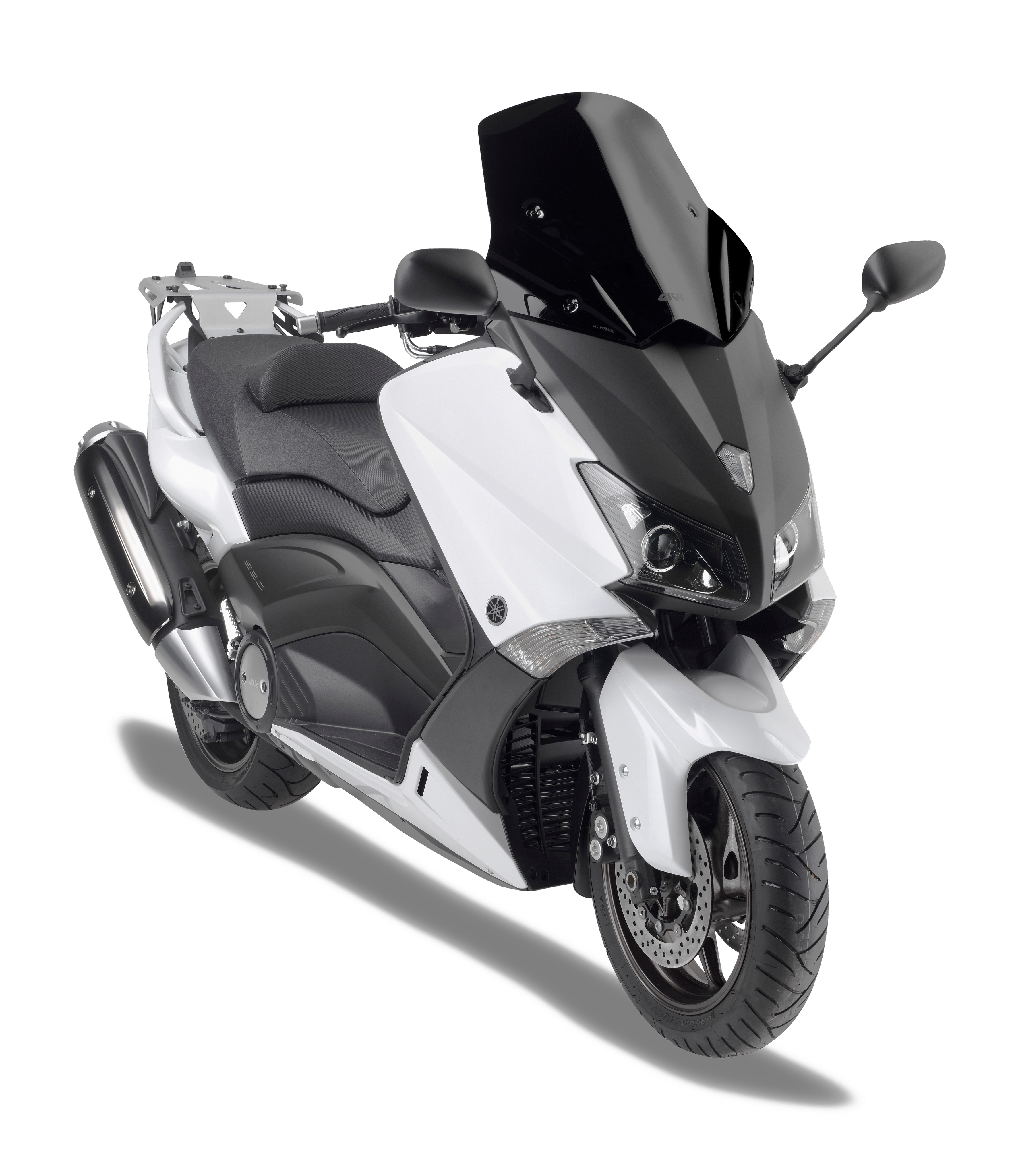 D2013B screen GIVI mounted on Yamaha T-MAX 530 (12)