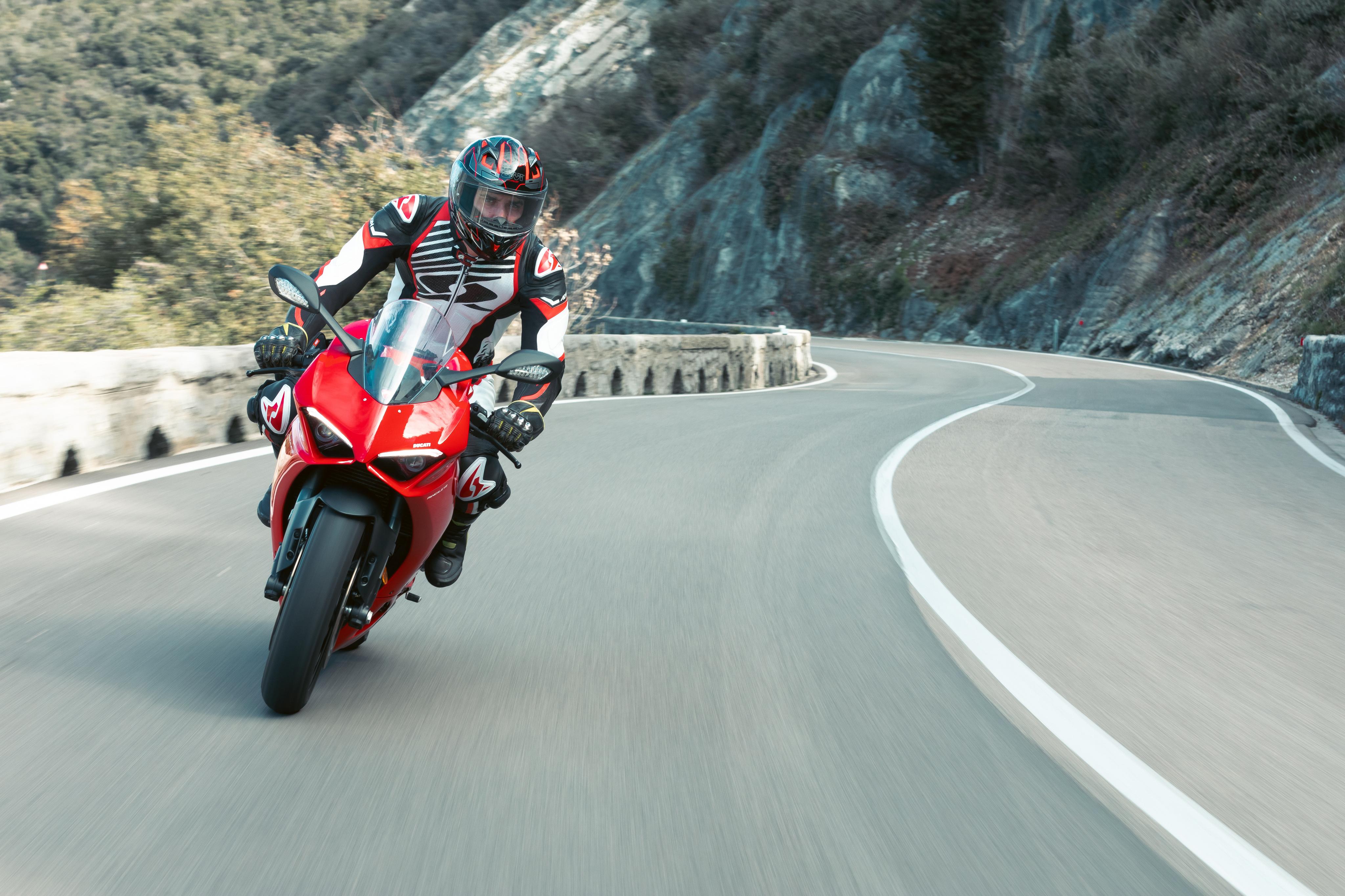 Ducati Panigale V2 955 (21) Sport Ducati 10 equipped with H509FSABR