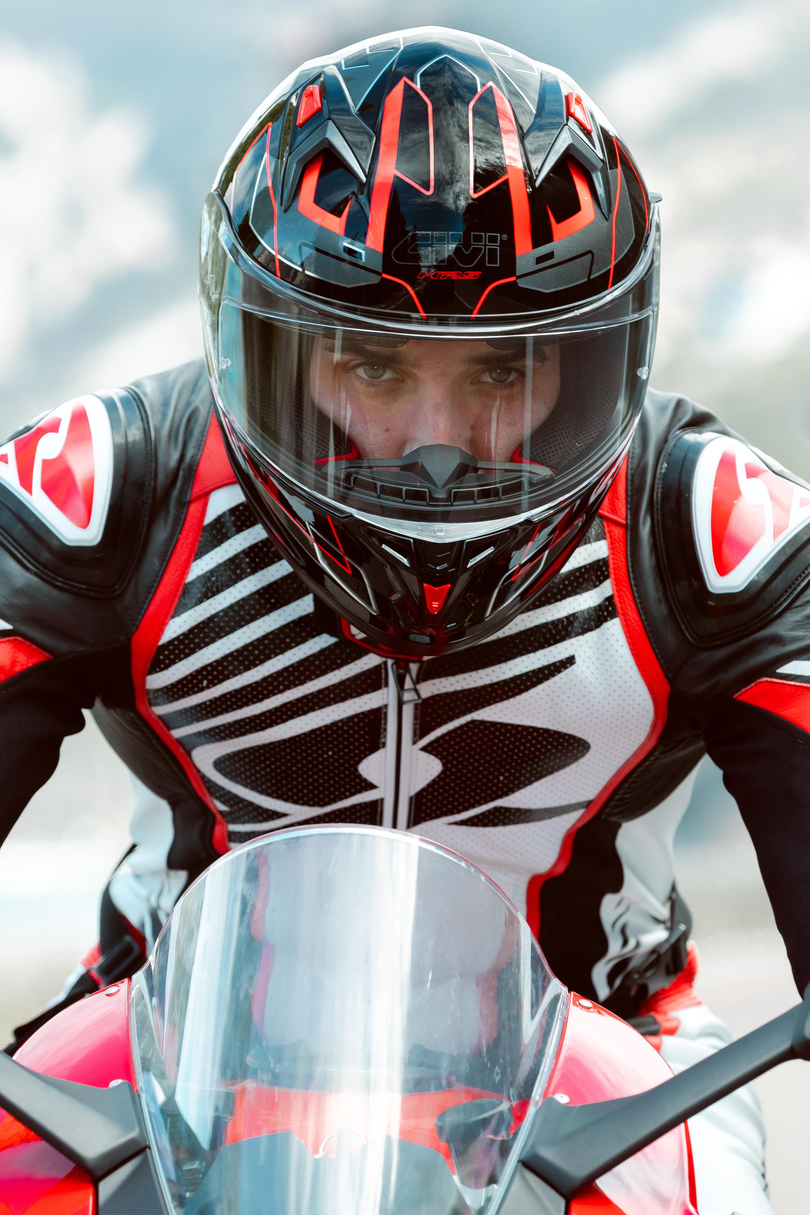 Ducati Panigale V2 955 (21) Sport Ducati 06 equipped with H509FSABR