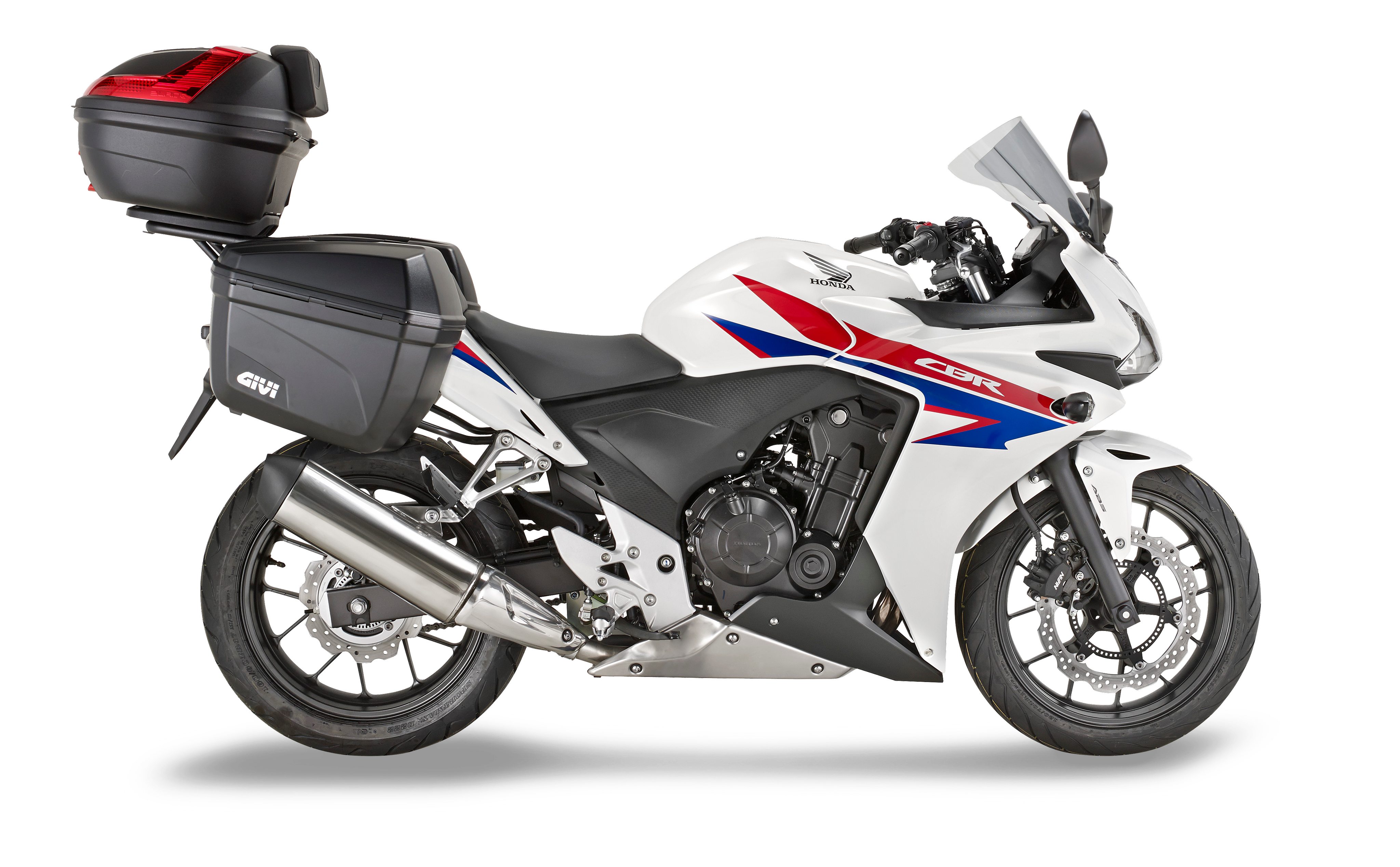 Allestimento GIVI su Honda CBR 500 R (13) lato