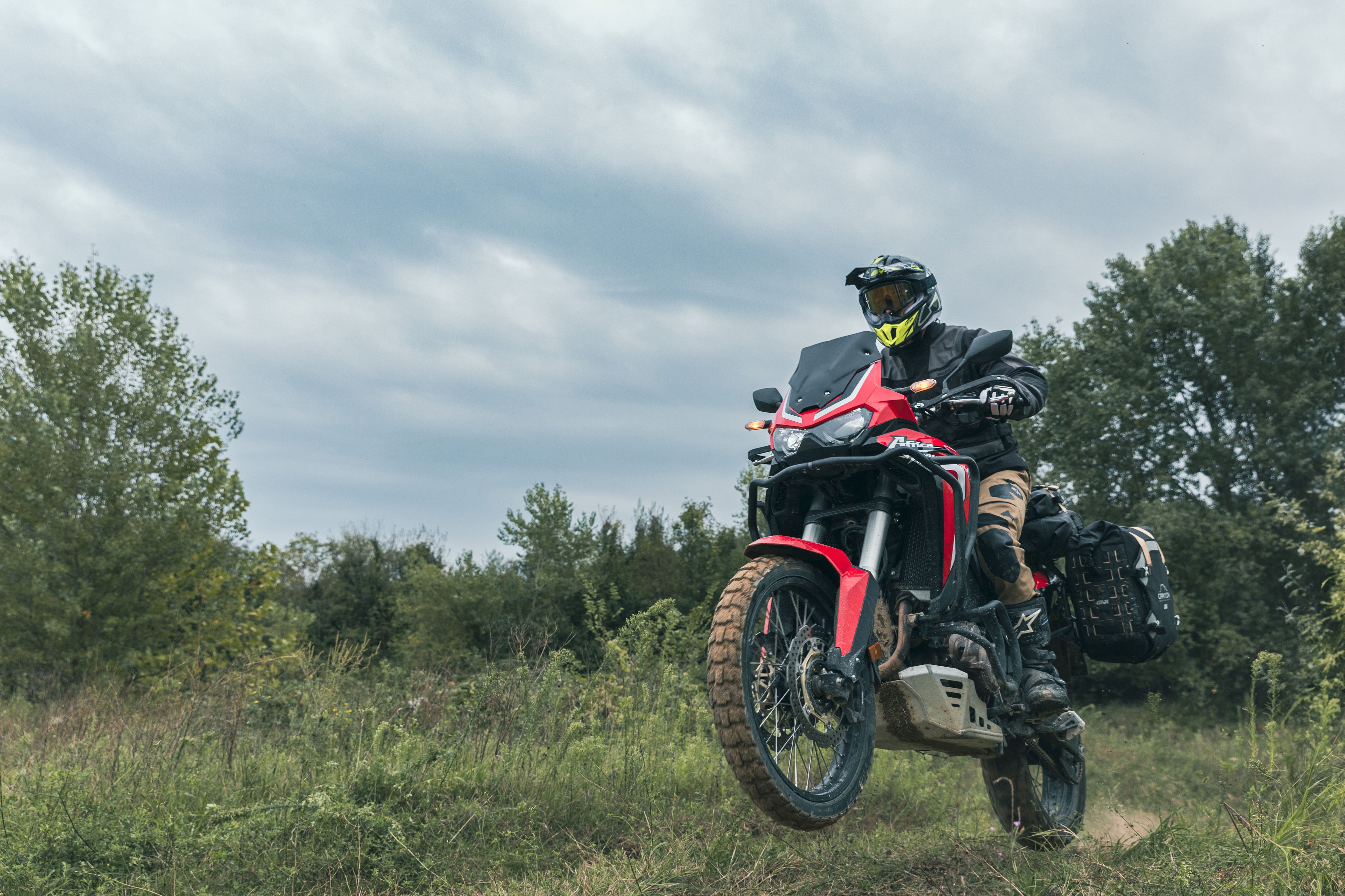 Honda CRF1100L Africa Twin (20) Canyon 012 equipped with GRT709B