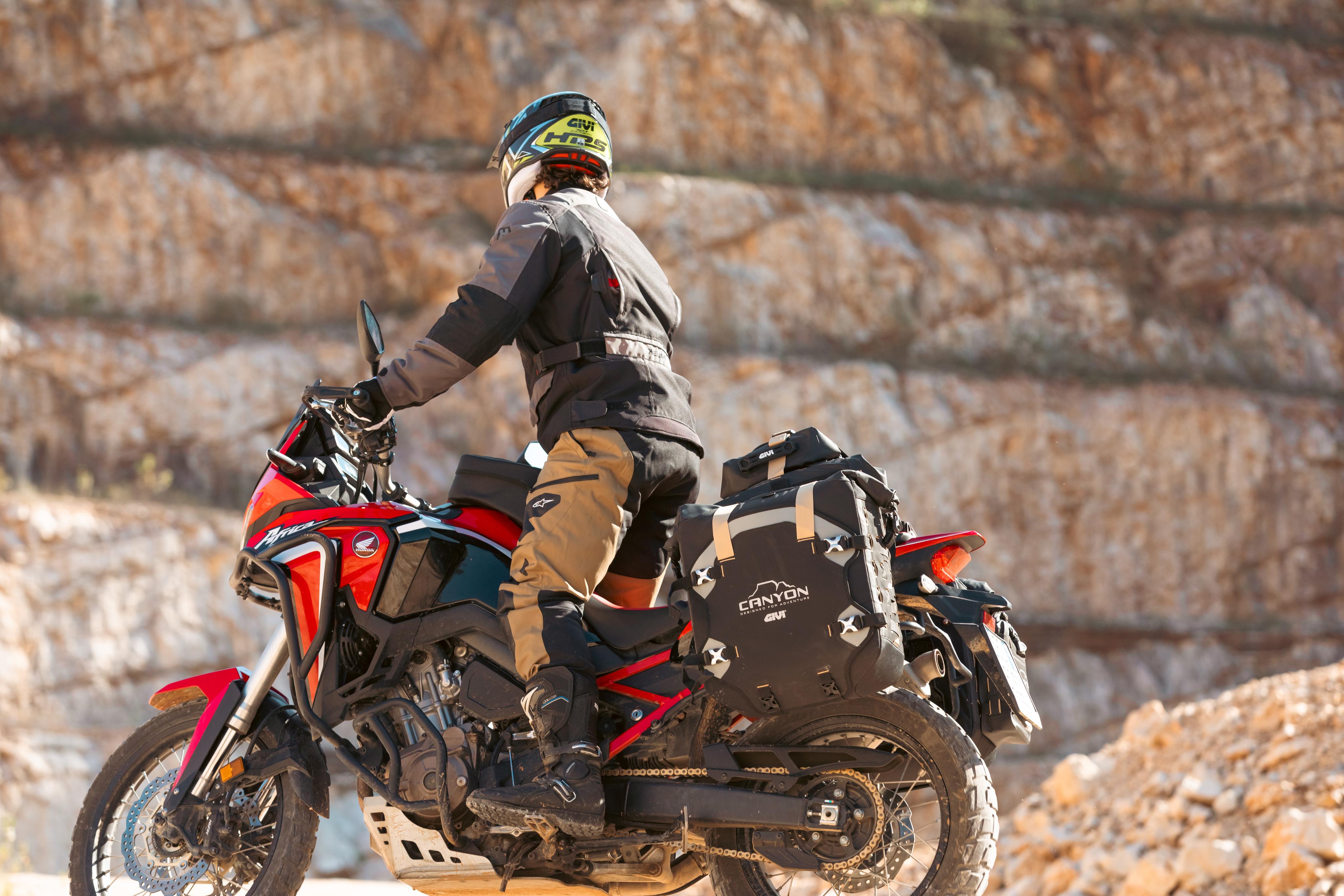 Honda CRF1100L Africa Twin (20) Canyon 073 equipped with GRT709B