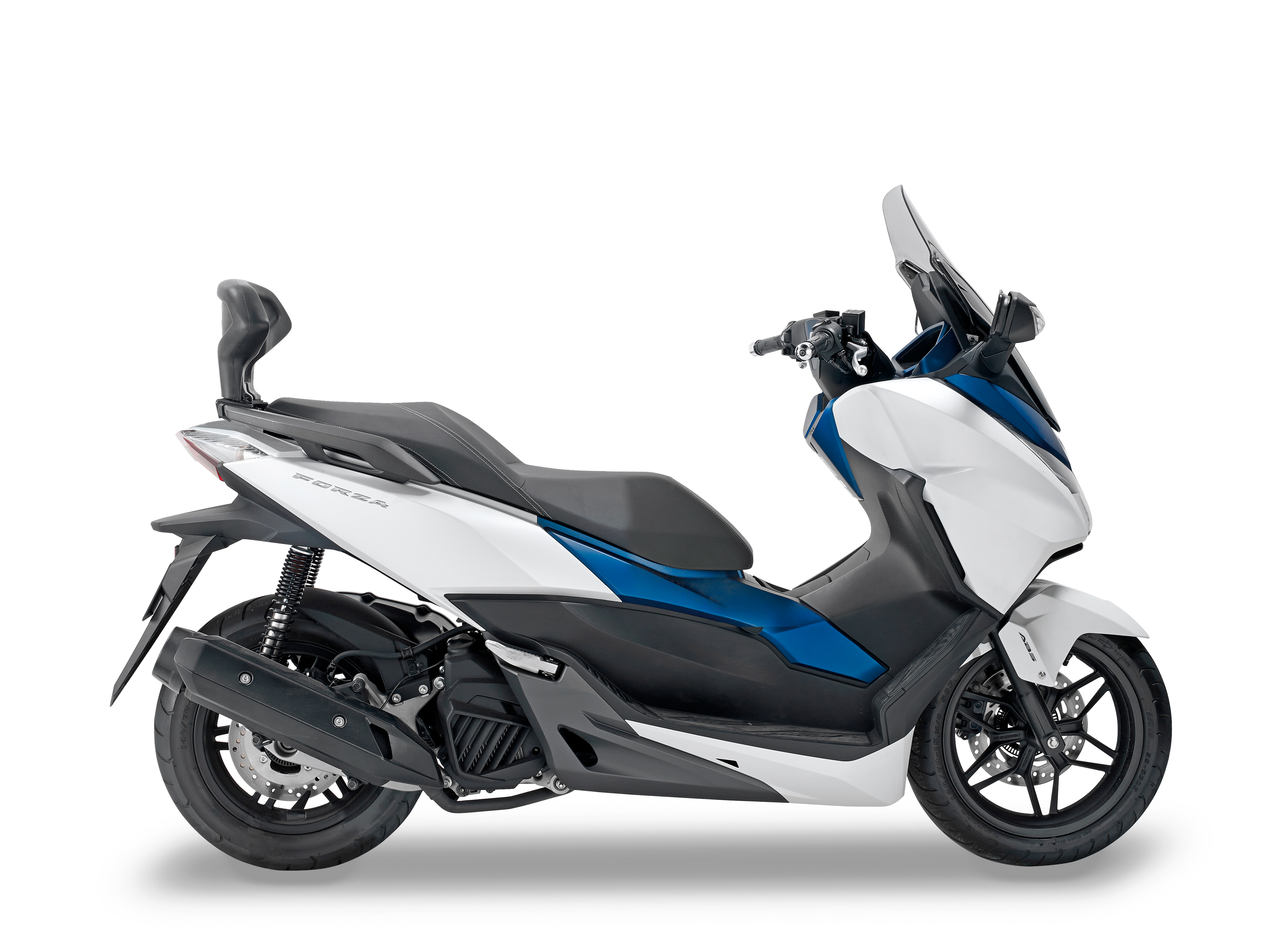 Allestimento GIVI su Honda Forza 125 ABS (15) lato