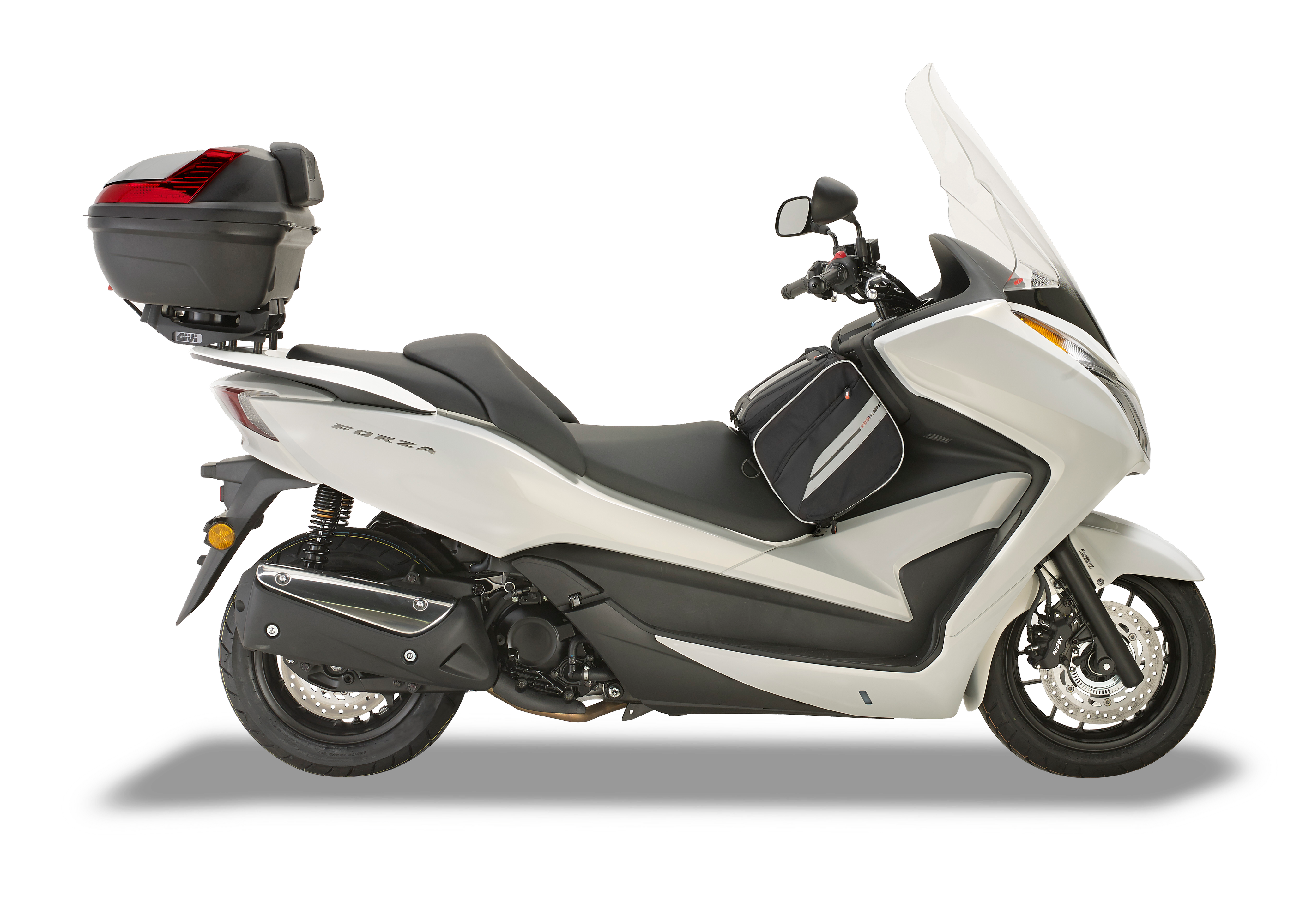 Allestimento GIVI su Honda Forza 300 ABS (13) lato