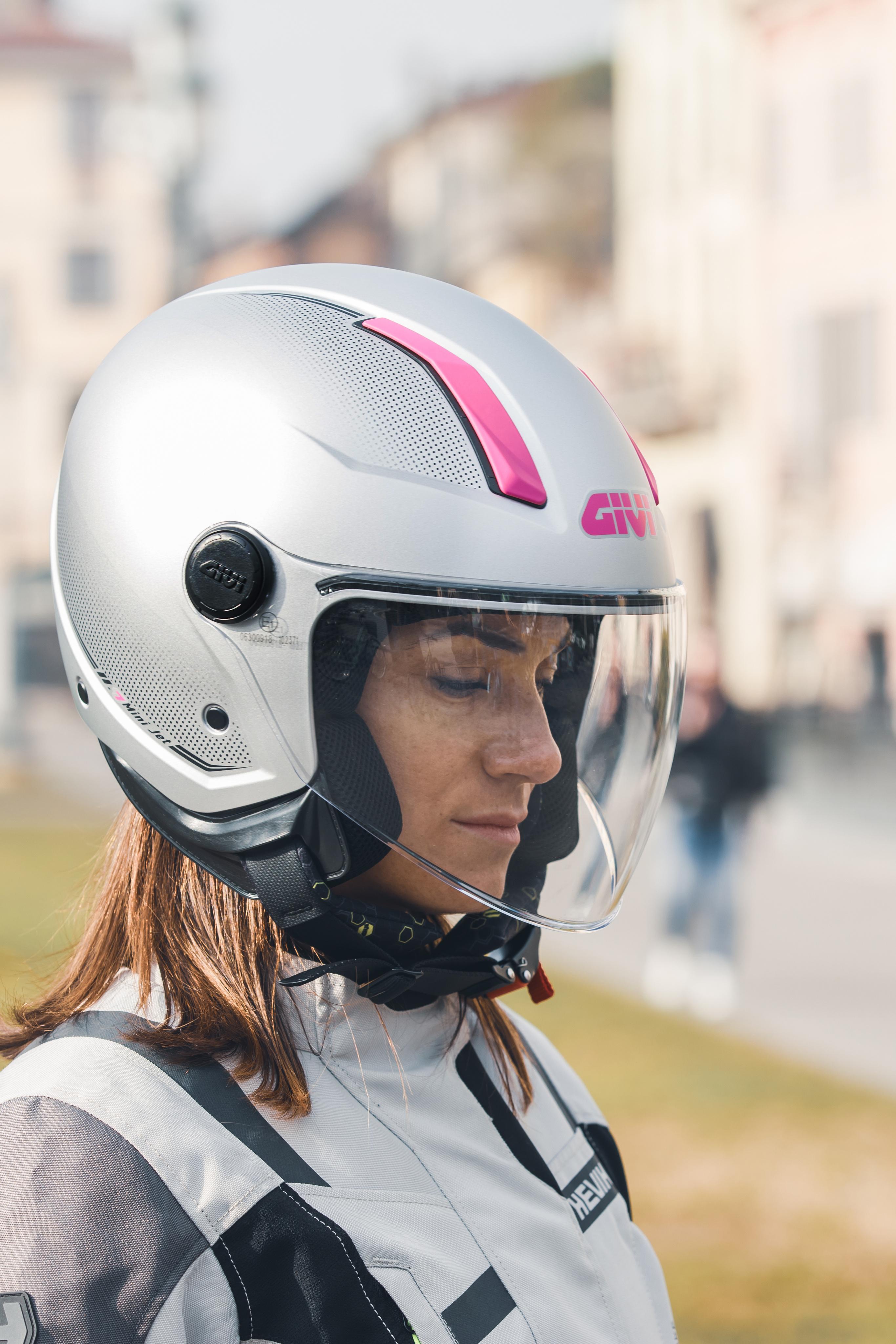 HONDA FORZA 350 (23) Urban 027 allestita con casco H117BG779