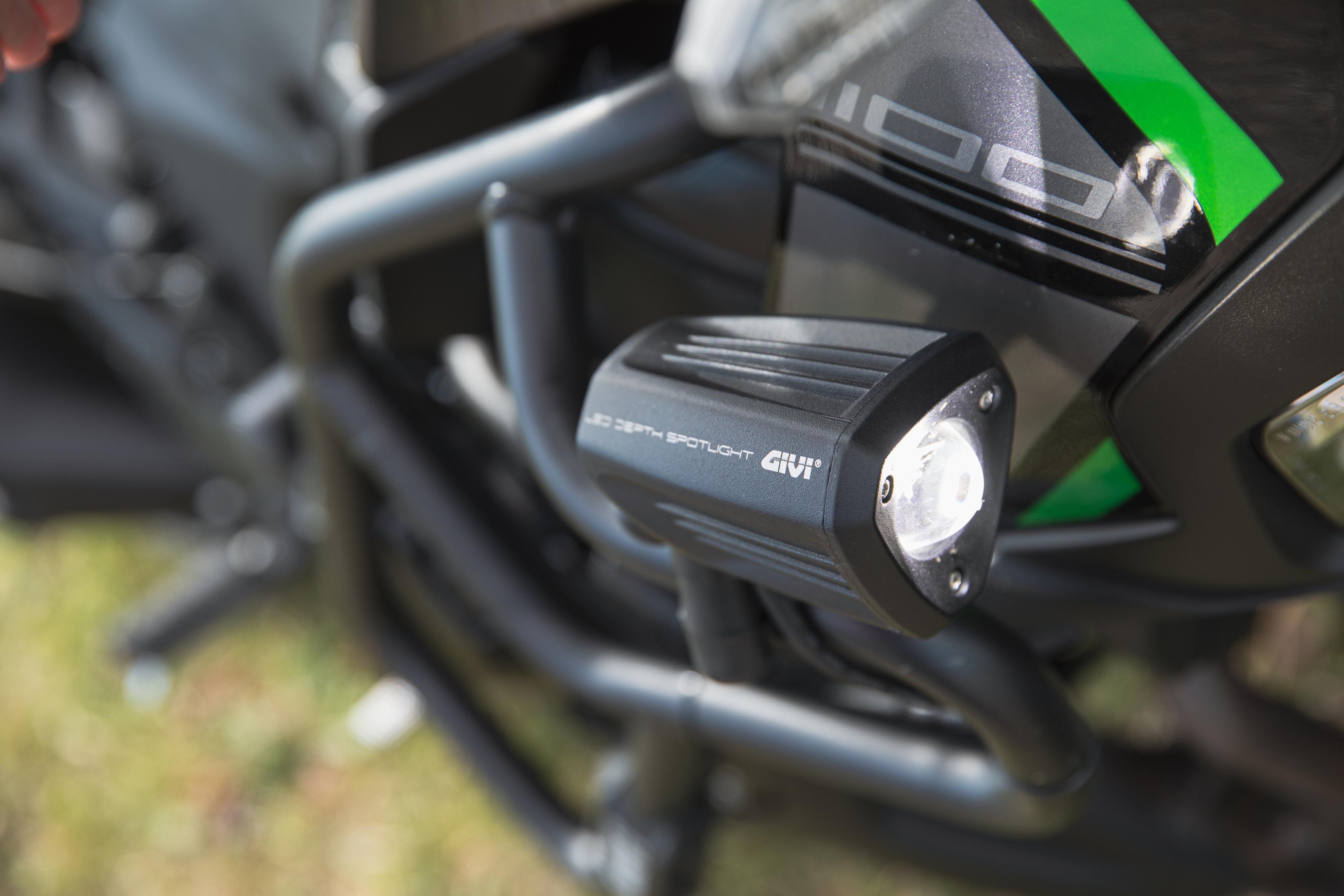 Kawasaki Versys 1100 (25) V49 Touring 018 equipped with S312