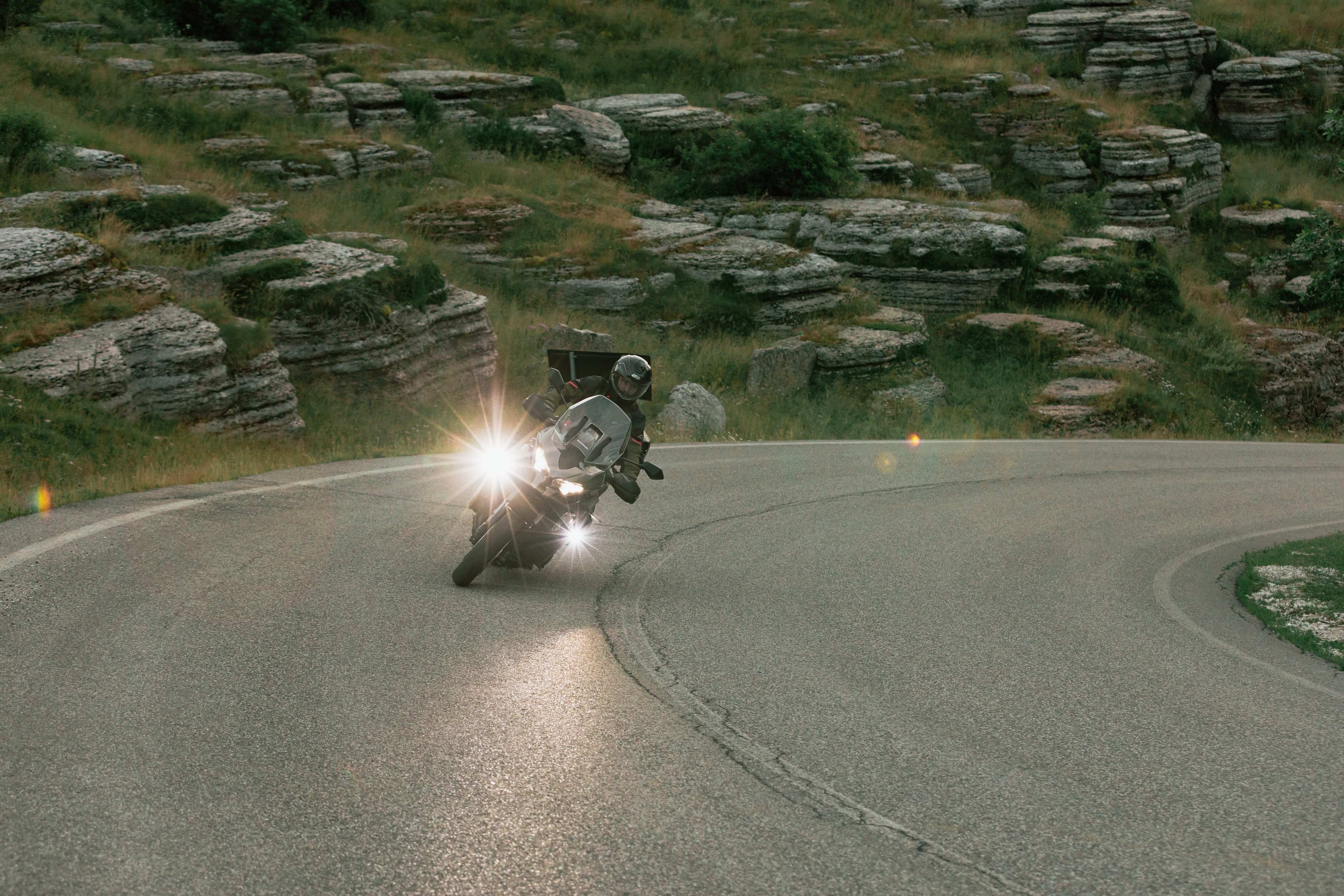 Kawasaki Versys 1100 (25) V49 Touring 037 equipped with S312