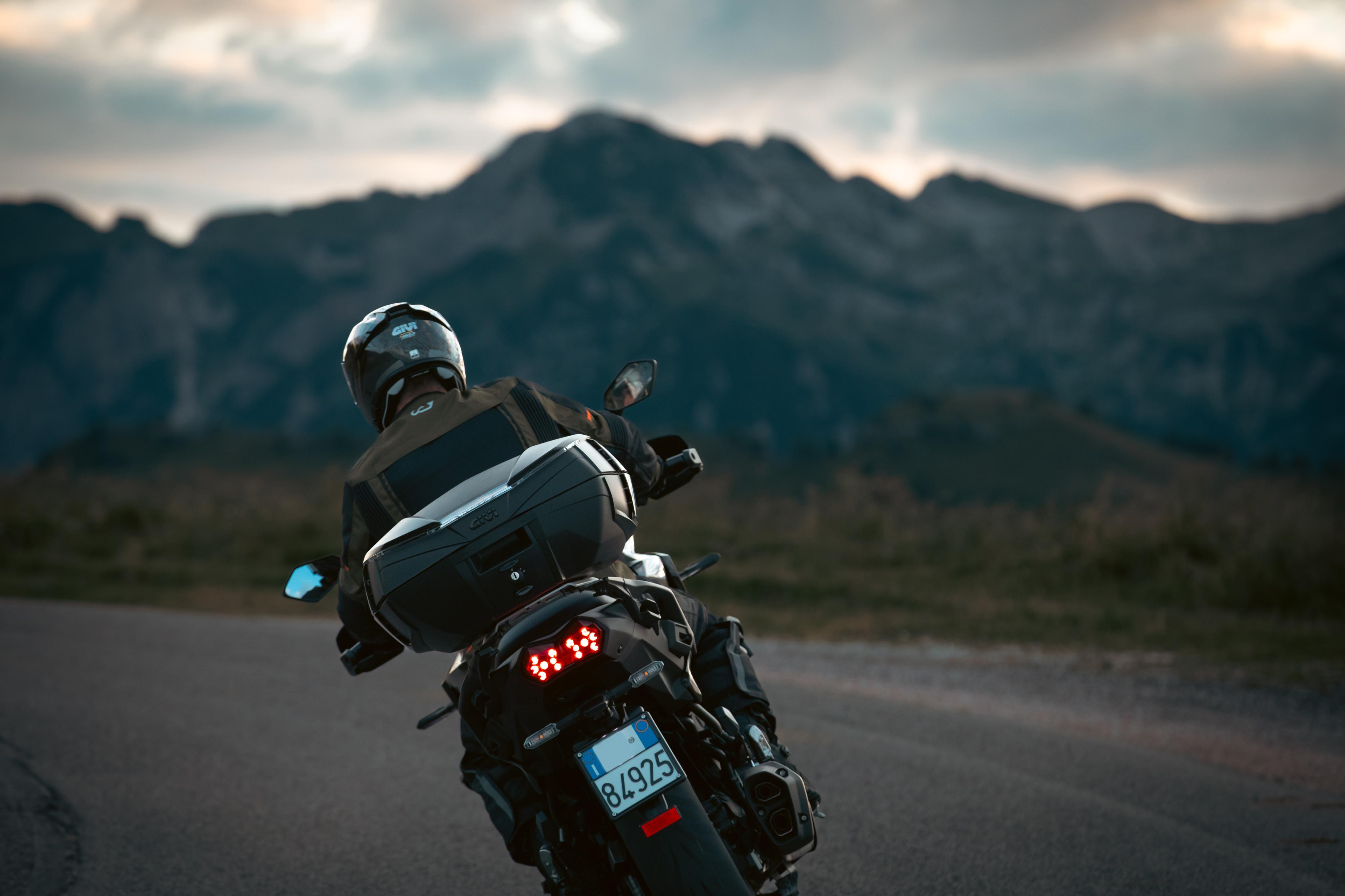 Kawasaki Versys 1100 (25) V49 Touring 039 allestita con V49NB