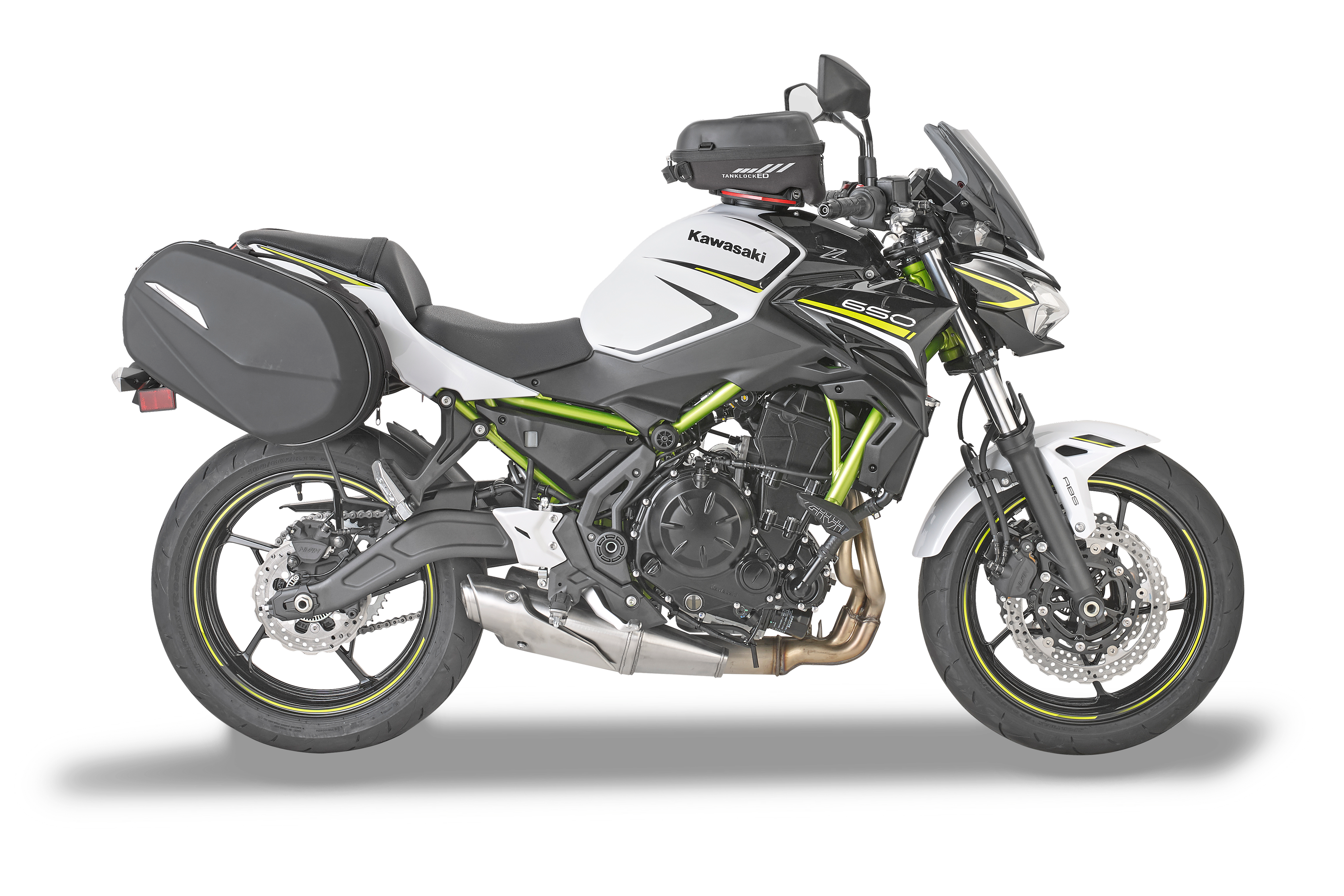 Kawasaki Z 650 (20) allestita con GIVI ST609