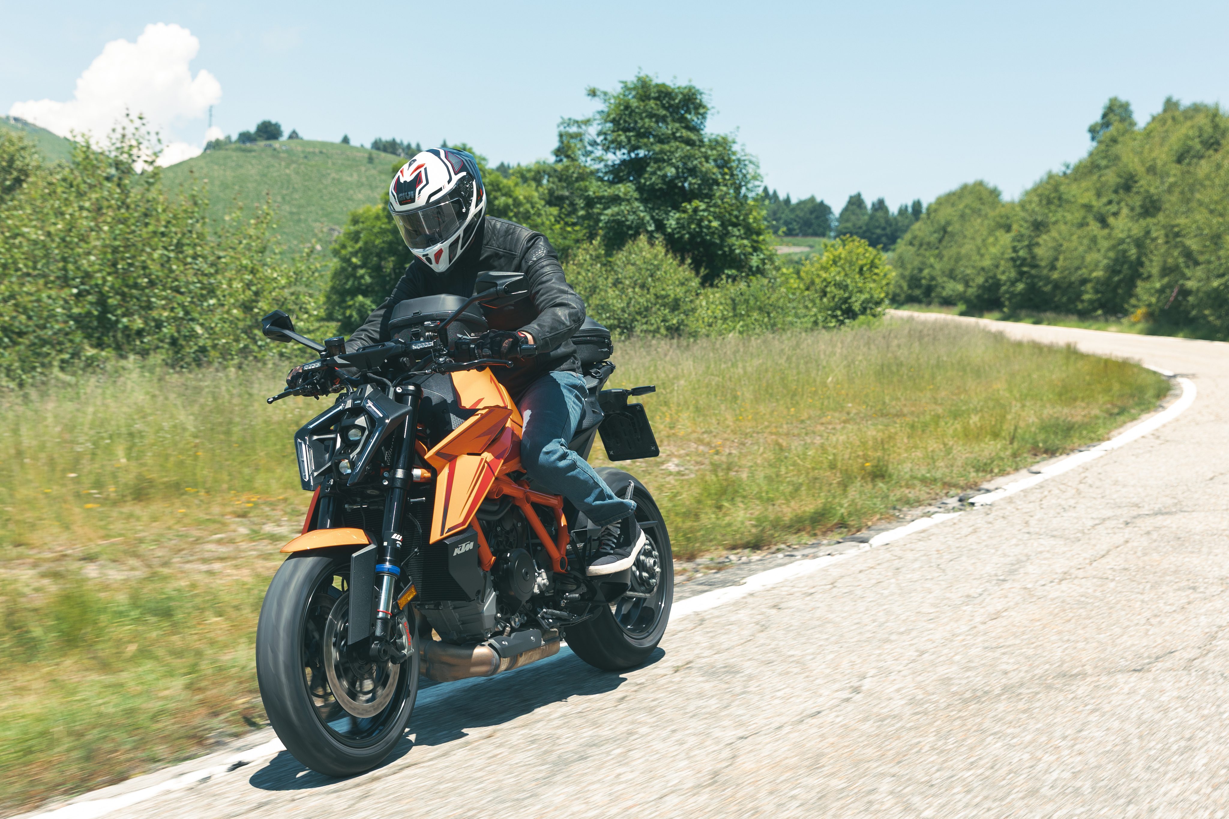 KTM 1390 SUPER DUKE R EVO (25) Caschi Sport 01 25 allestita con H503FQSWR