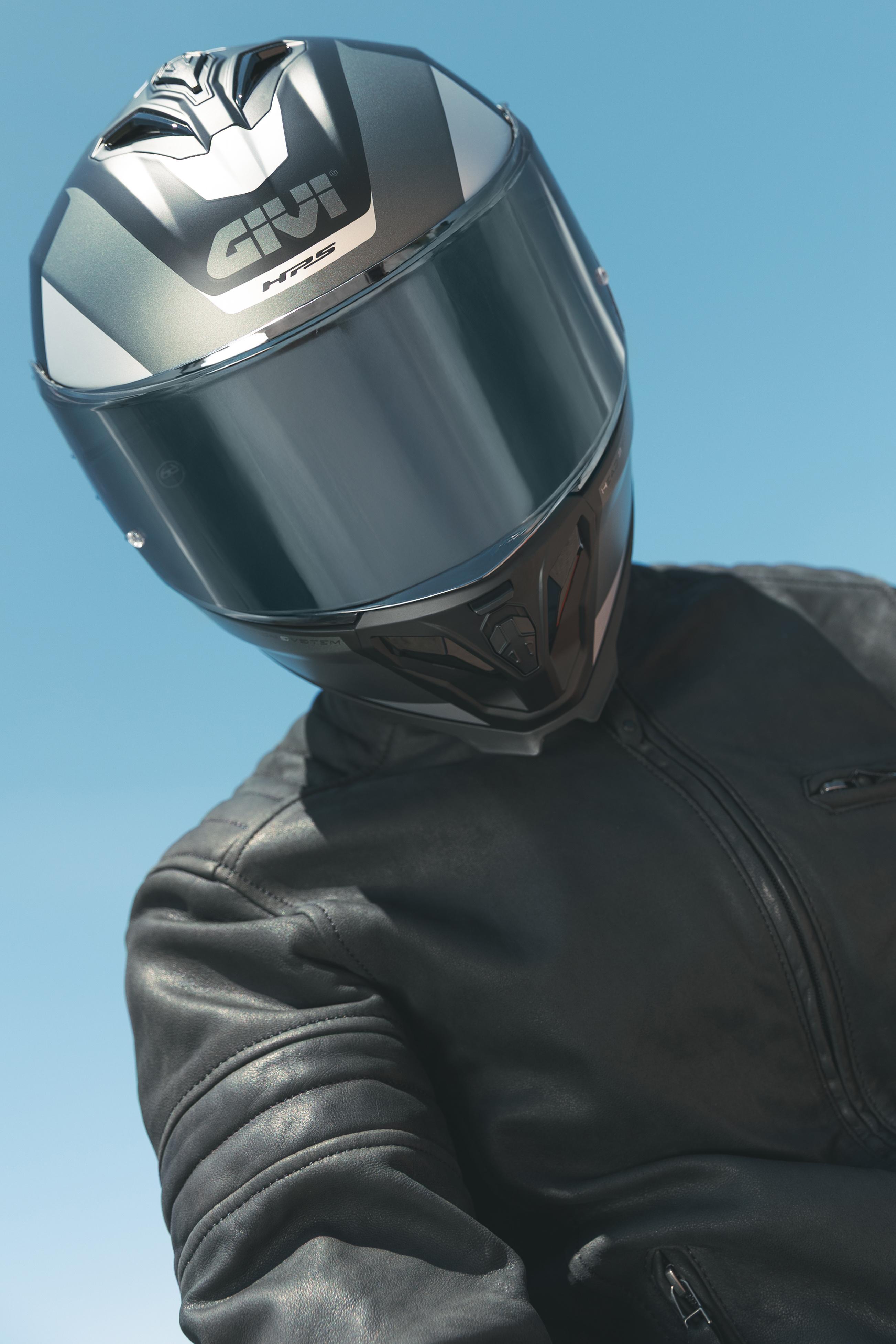 KTM 1390 SUPER DUKE R EVO (25) Sport Helmets 01 56 equipped with H503FVNTS