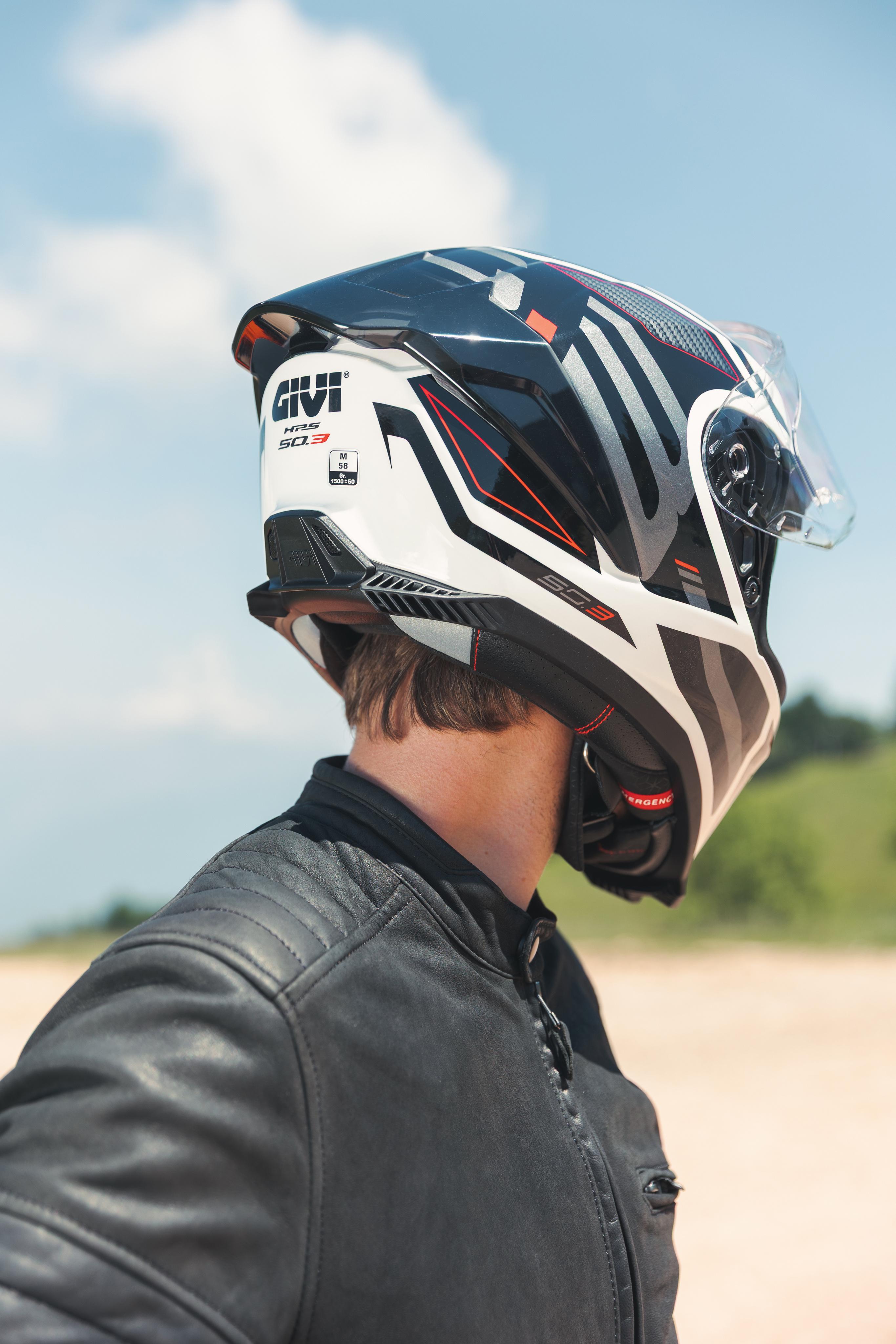 KTM 1390 SUPER DUKE R EVO (25) Sport Helmets 01 67 equipped with H503FQSWR