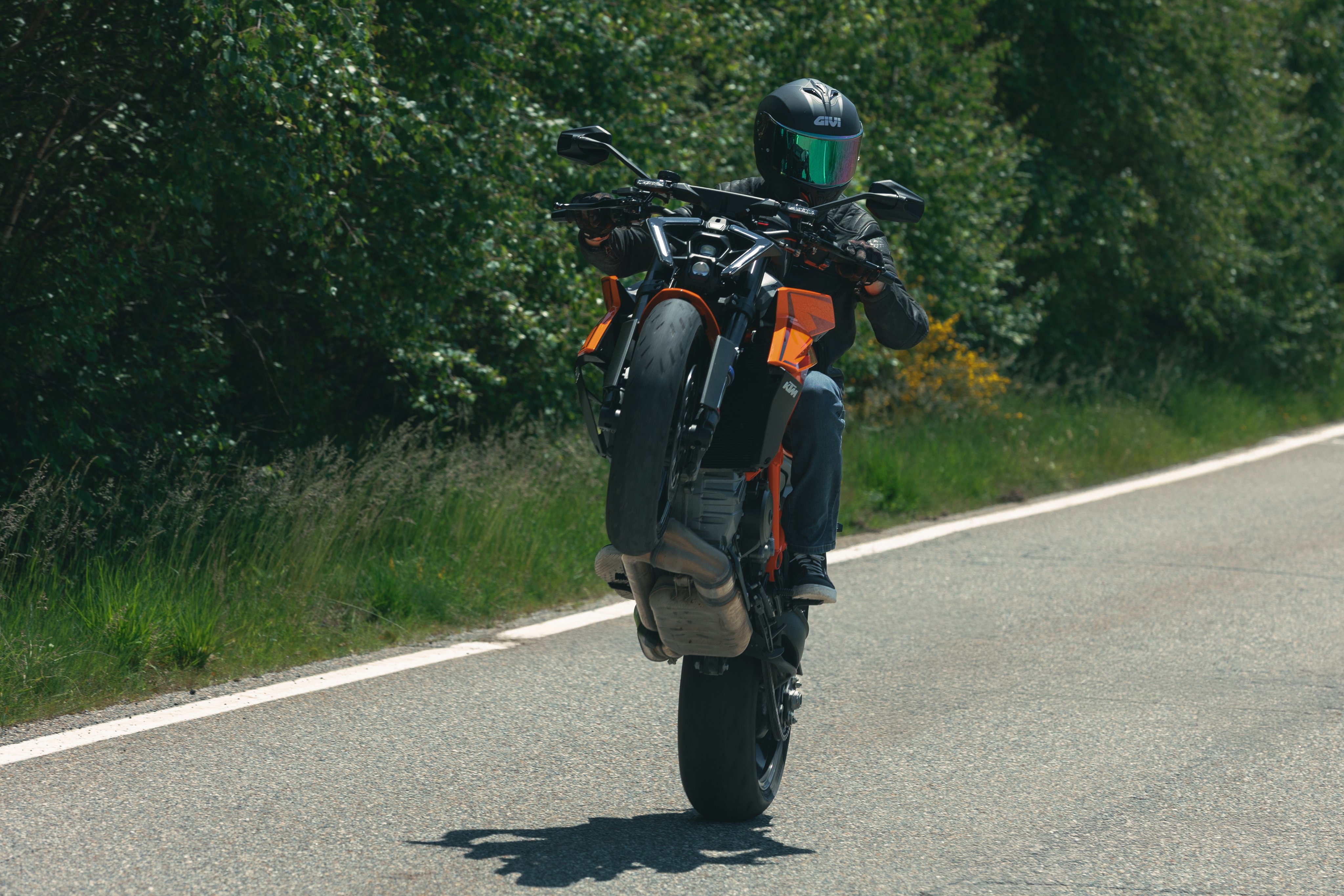 KTM 1390 SUPER DUKE R EVO (25) Caschi Sport 01 73 allestita con H503BN900