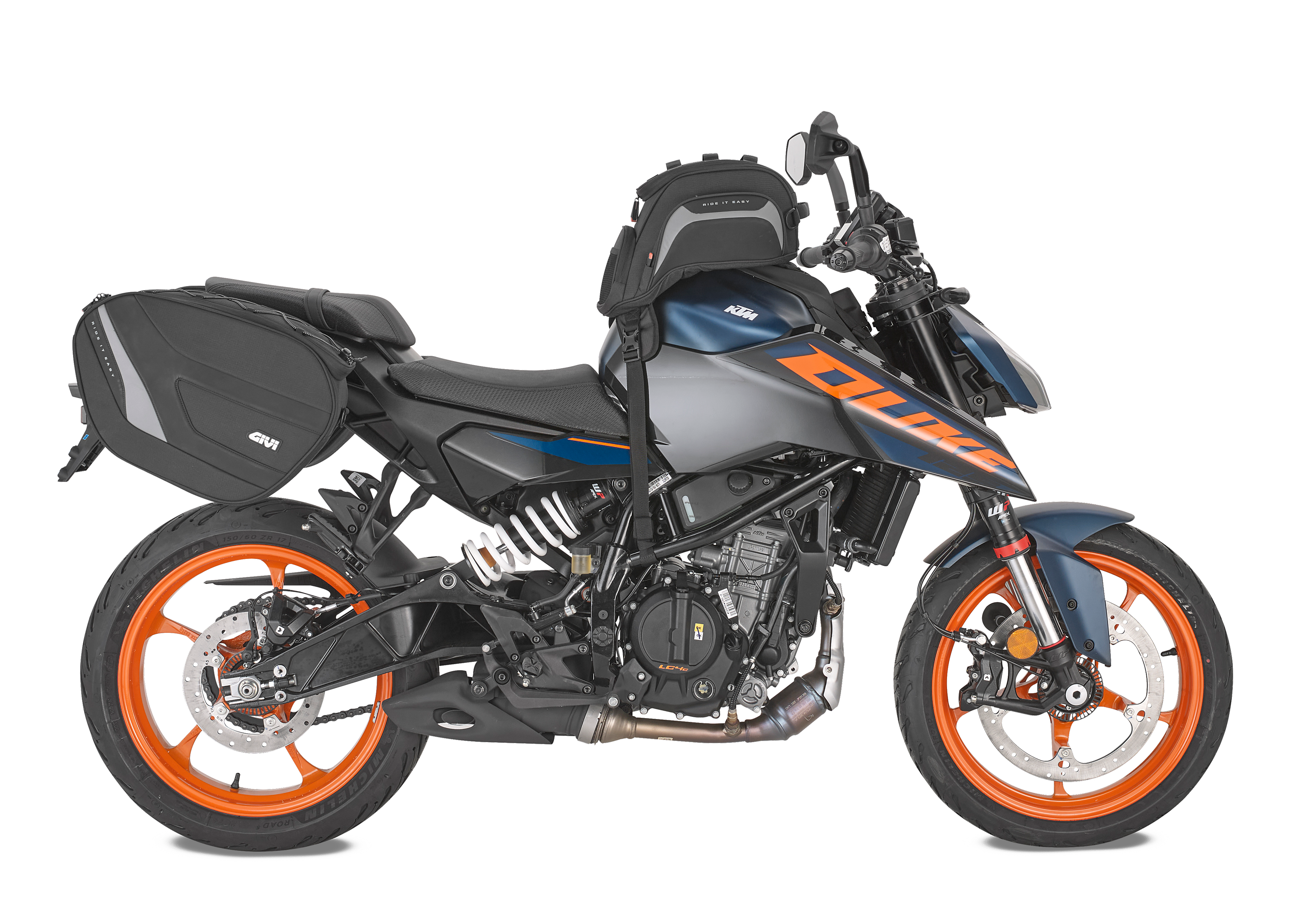 KTM 390 Duke (25) allestita con EASY12