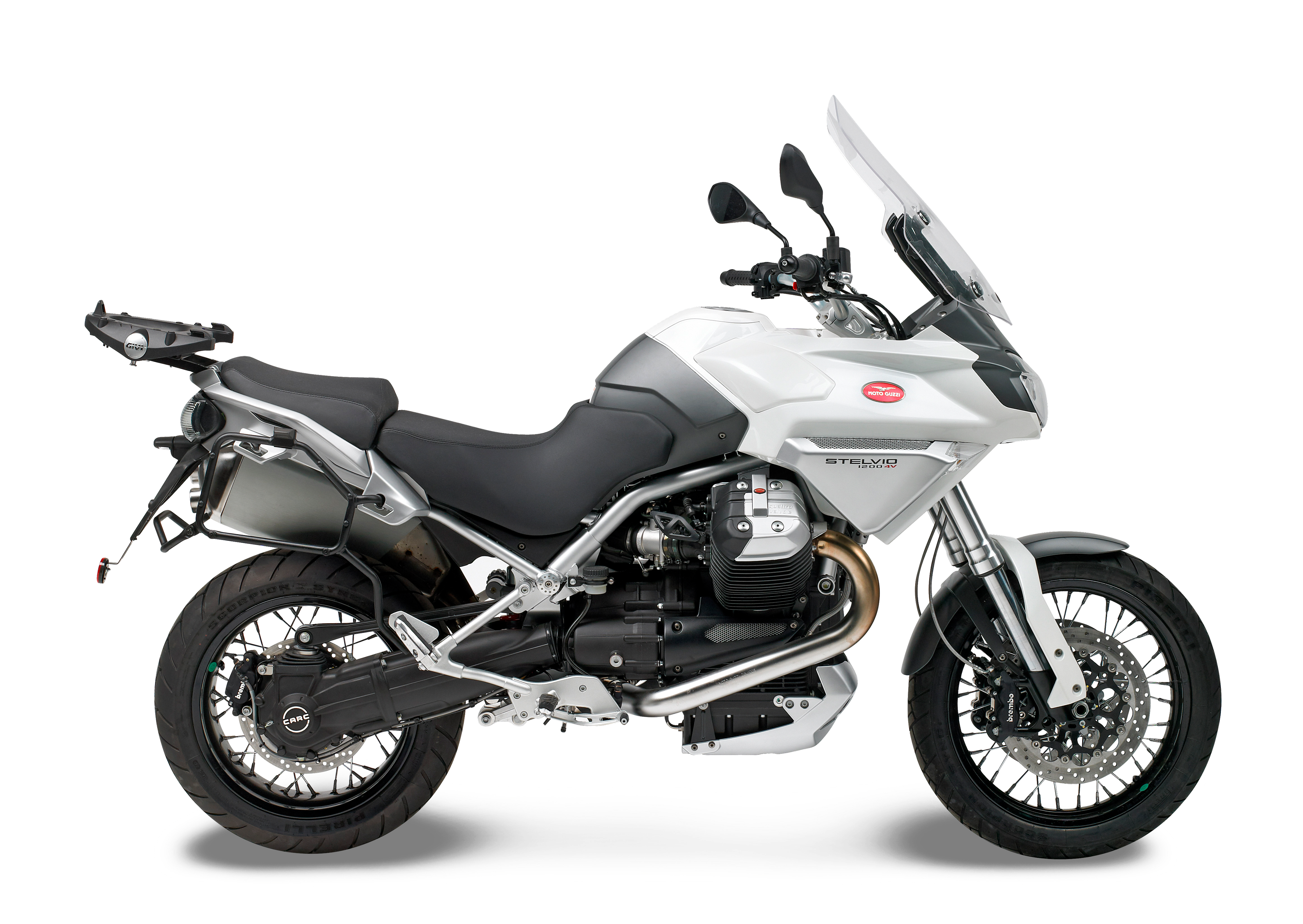 Allestimento GIVI su Moto Guzzi Stelvio 1200 (08) lato