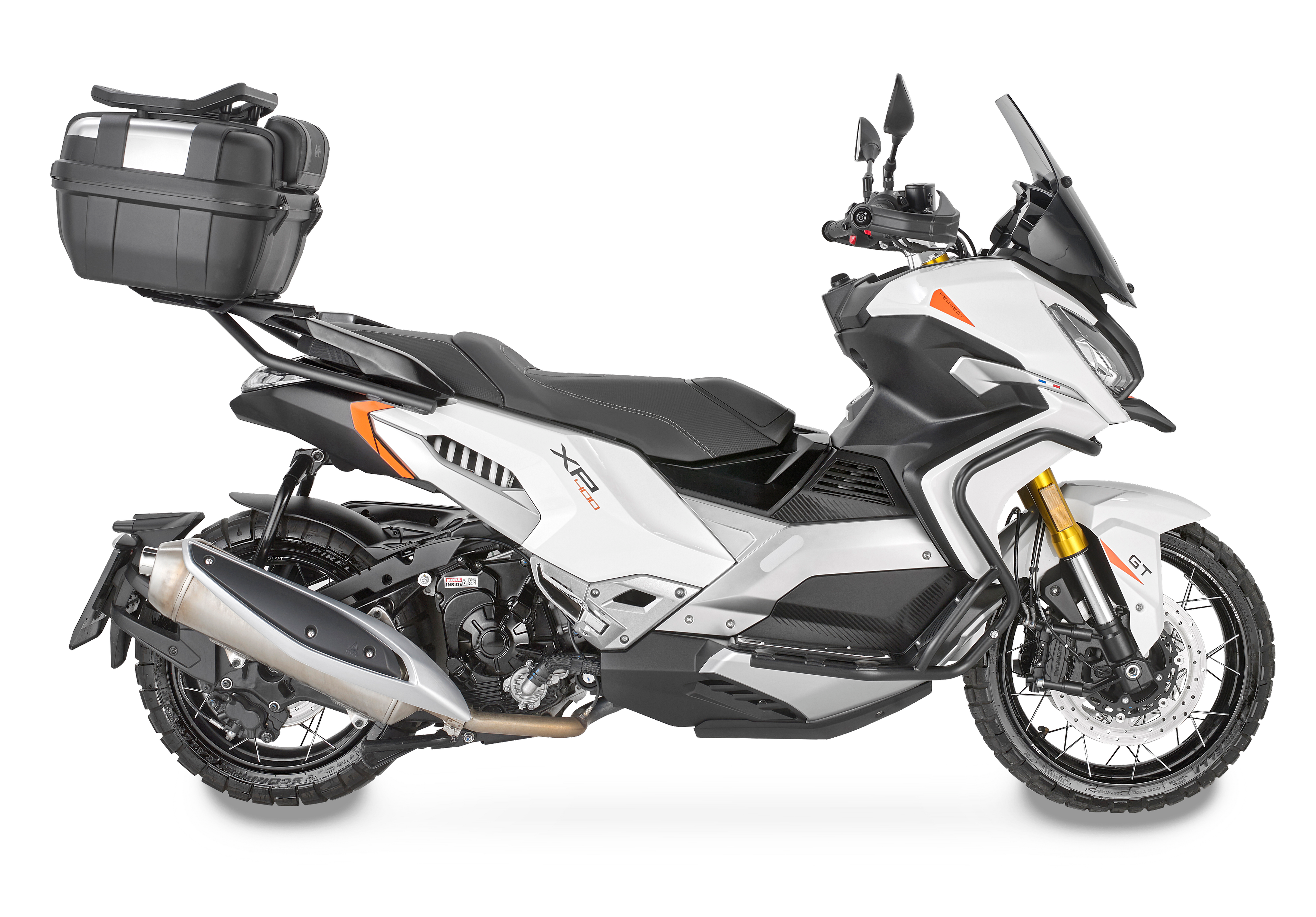 Peugeot XP400 Allure (23) allestita con GIVI TRK52