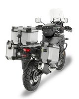 Attacco Laterale GIVI PL3112CAM montata su Suzuki DL 650 V-Strom (17)